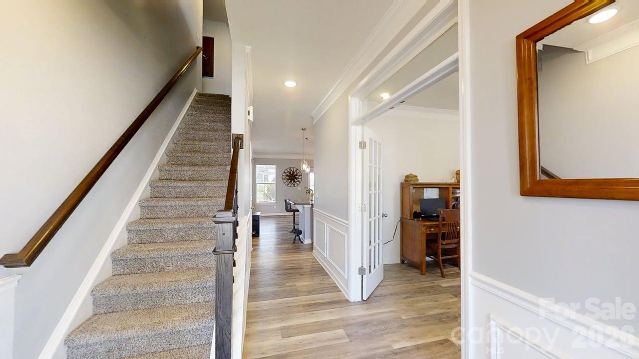 111 Lantern Acres Drive — Mooresville