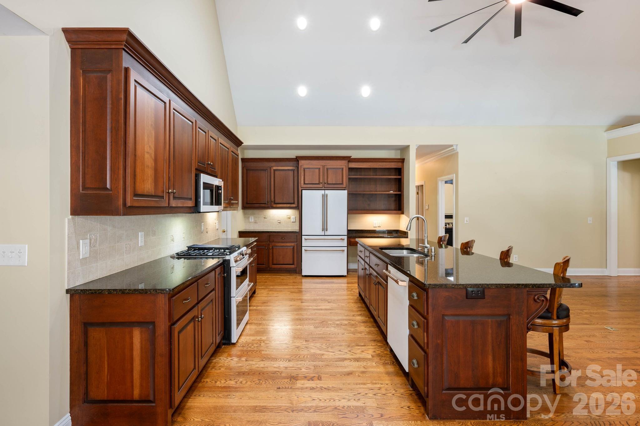 1851 29th Avenue Place NE — Hickory