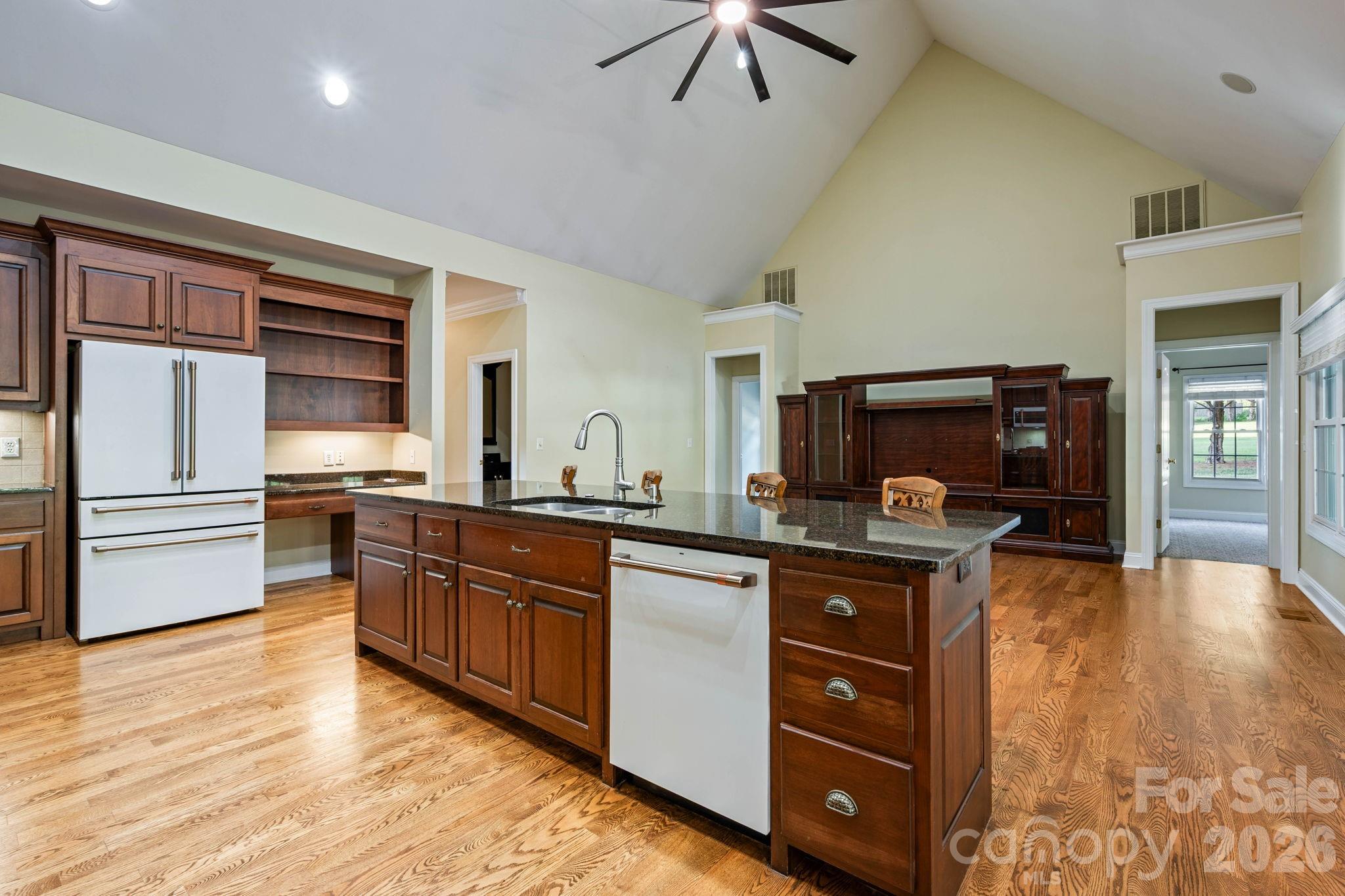 1851 29th Avenue Place NE — Hickory