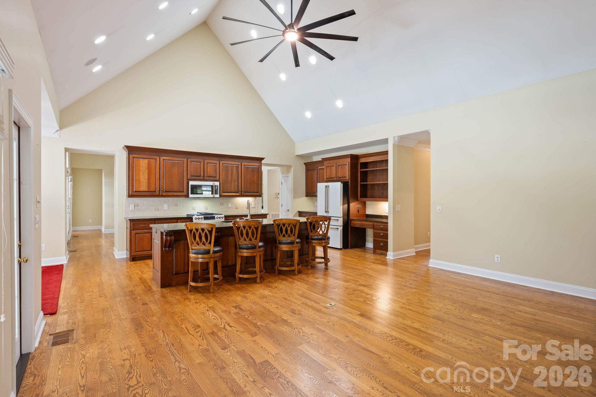 1851 29th Avenue Place NE — Hickory