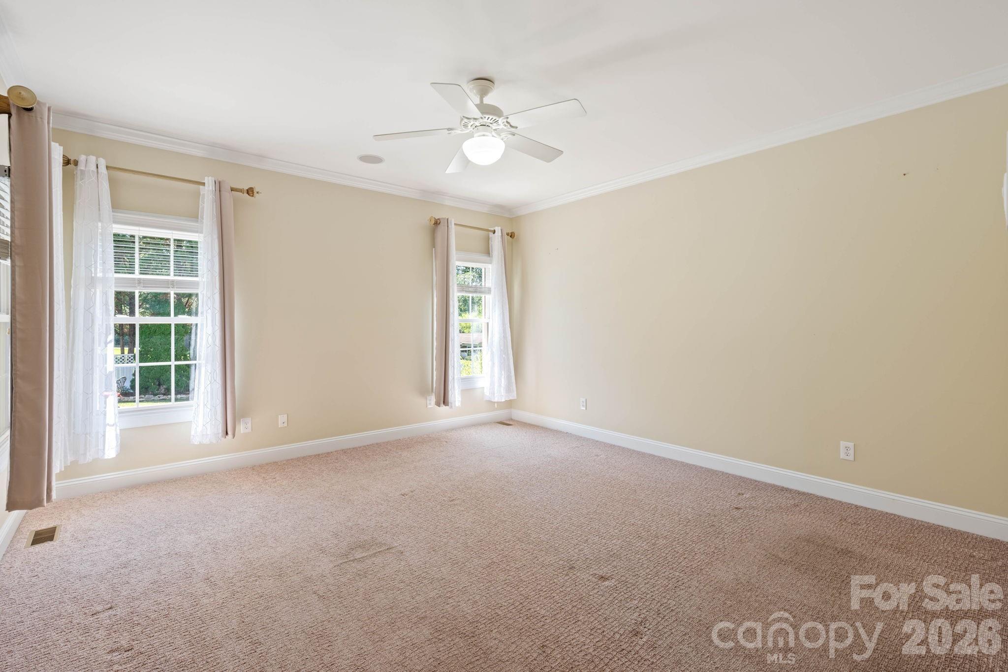 1851 29th Avenue Place NE — Hickory