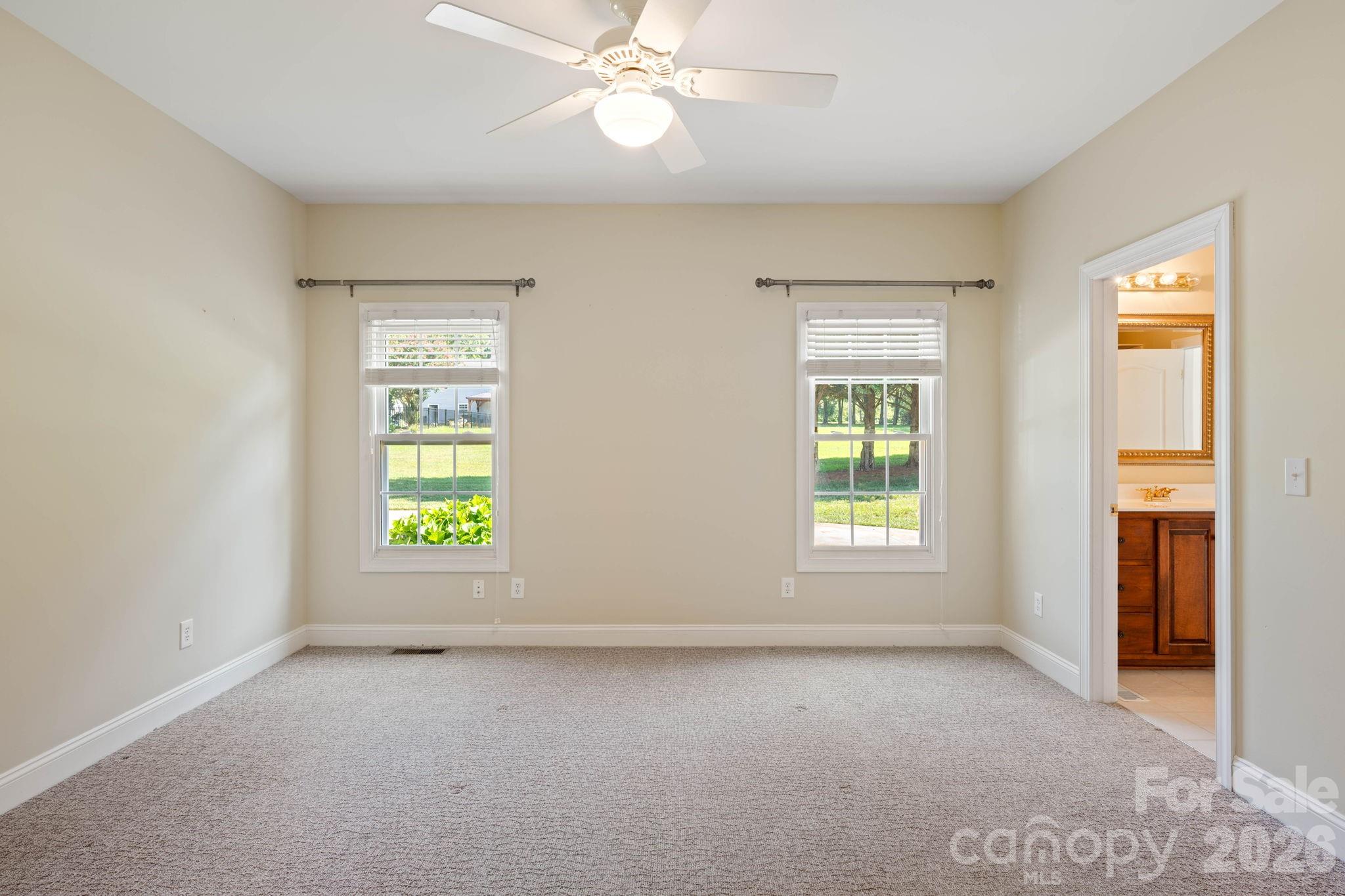 1851 29th Avenue Place NE — Hickory