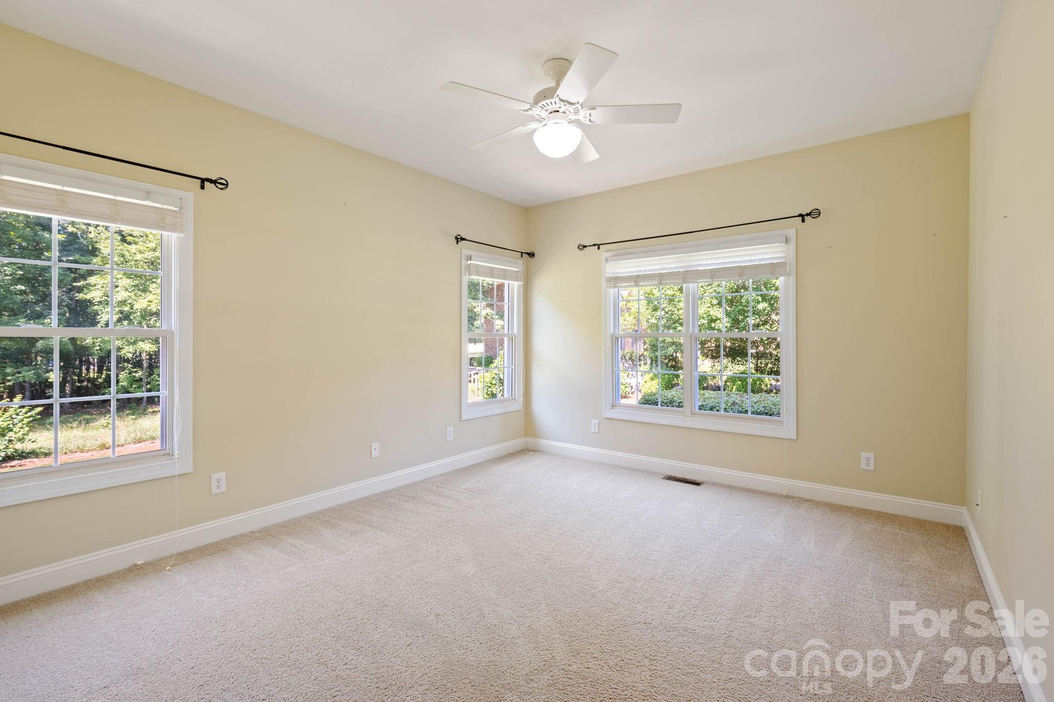 1851 29th Avenue Place NE — Hickory