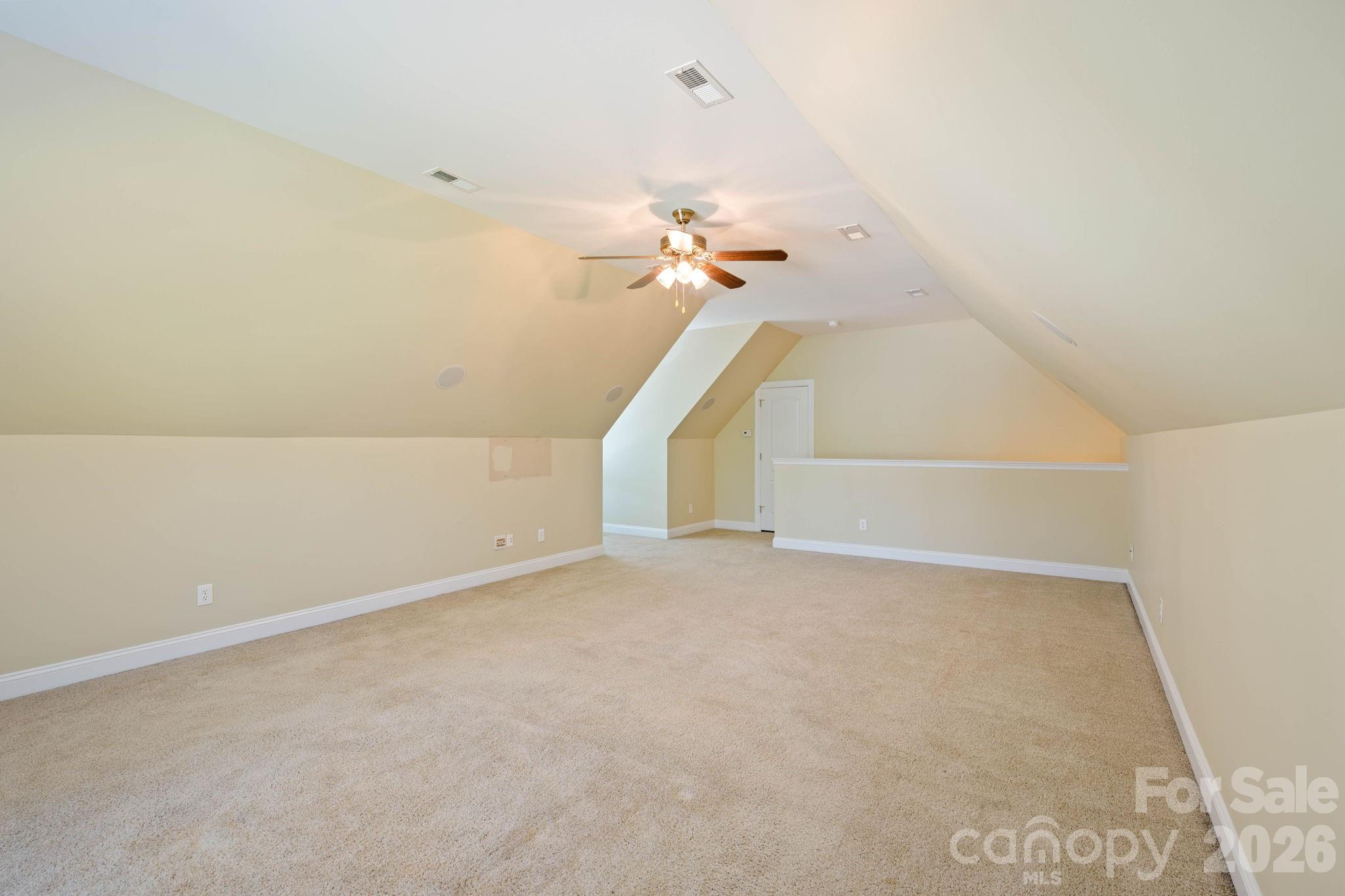 1851 29th Avenue Place NE — Hickory