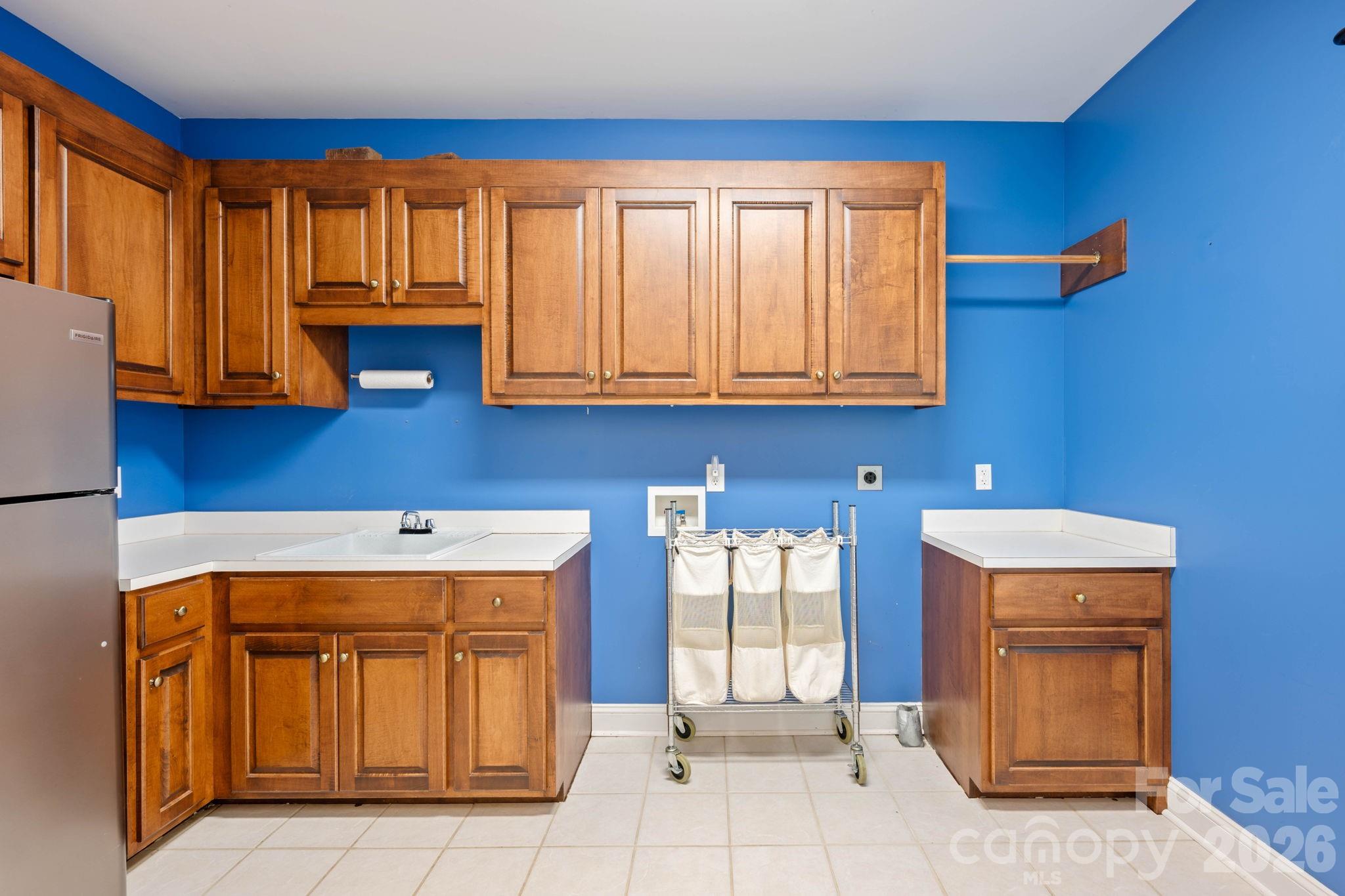 1851 29th Avenue Place NE — Hickory