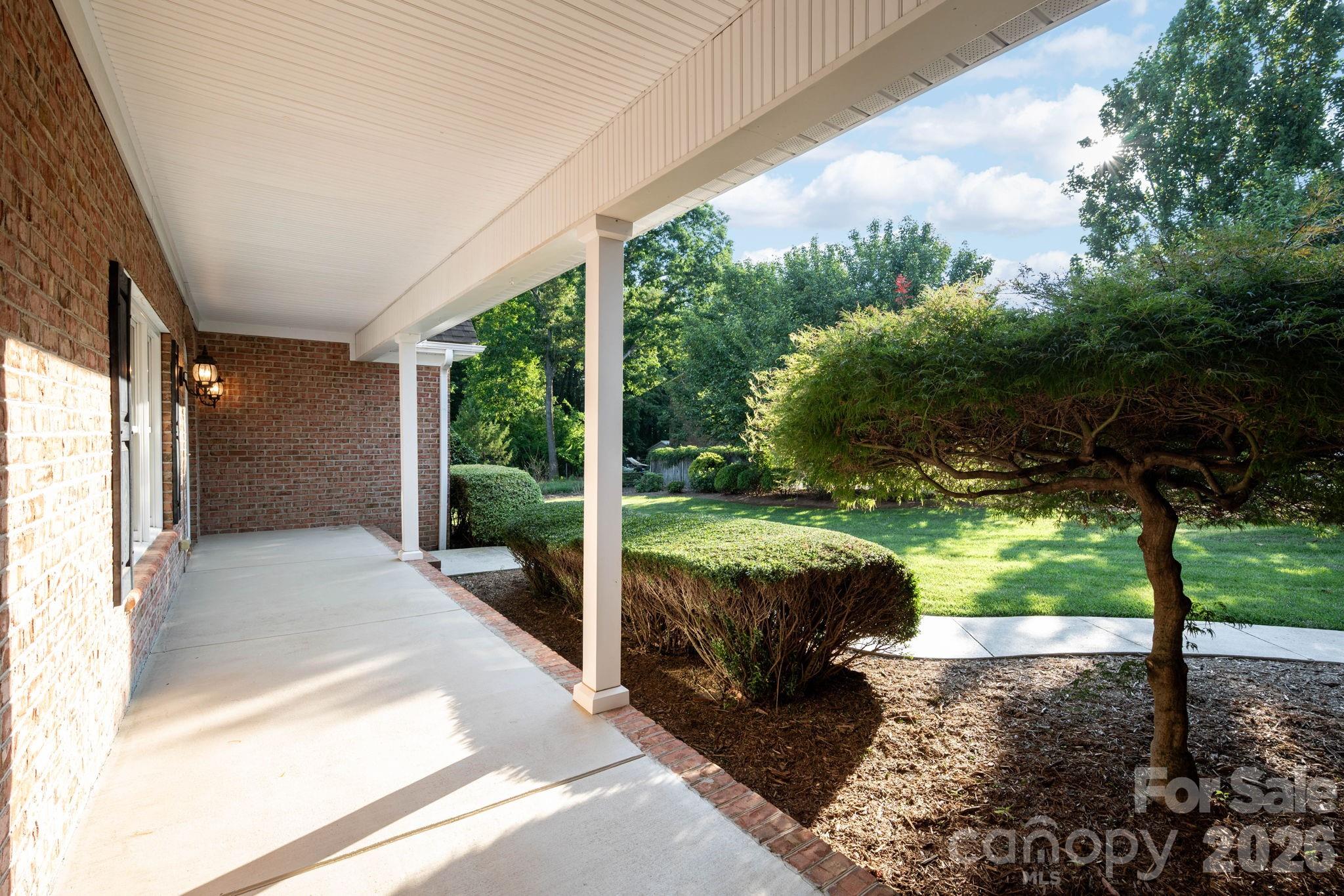 1851 29th Avenue Place NE — Hickory