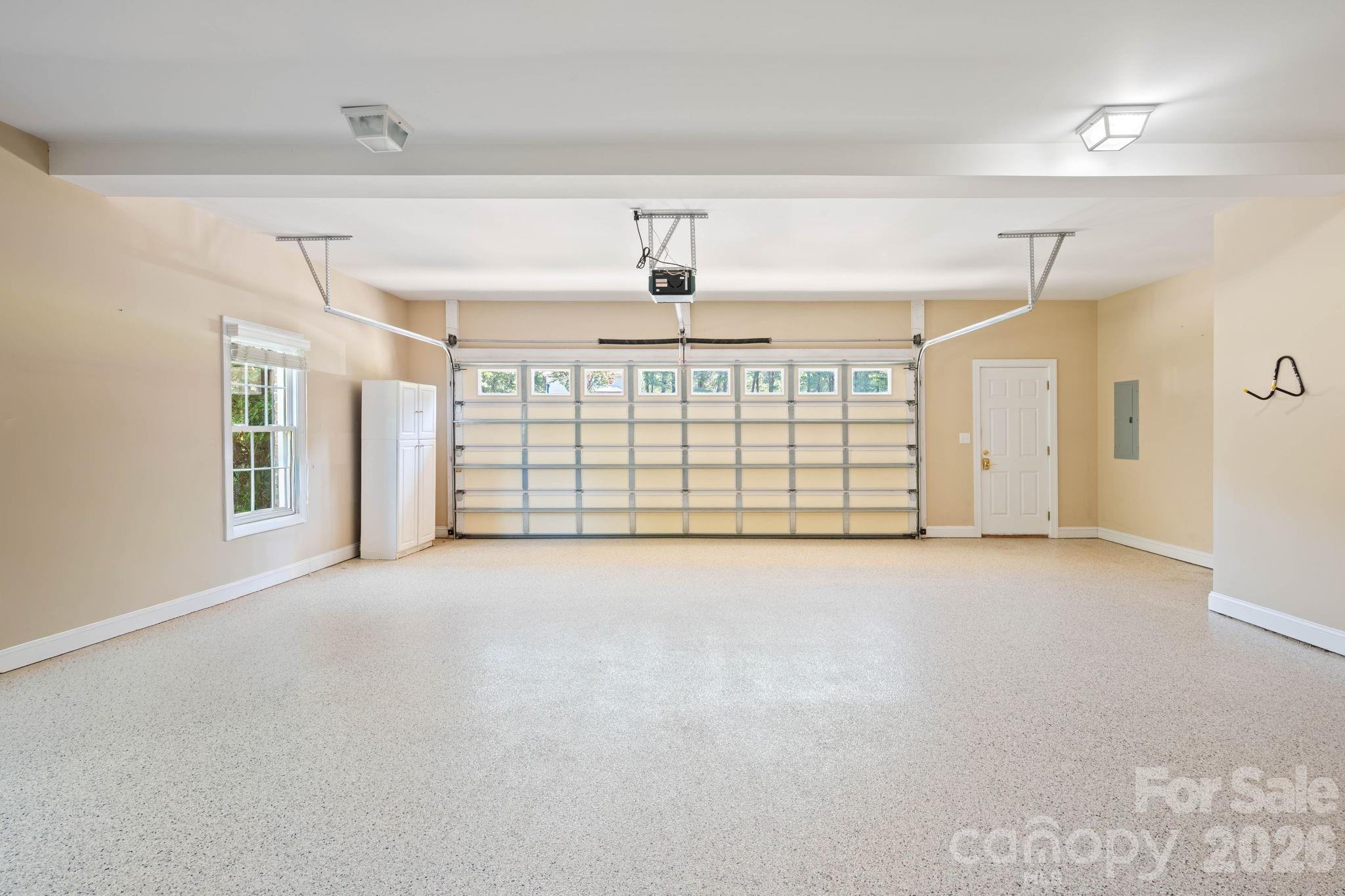 1851 29th Avenue Place NE — Hickory