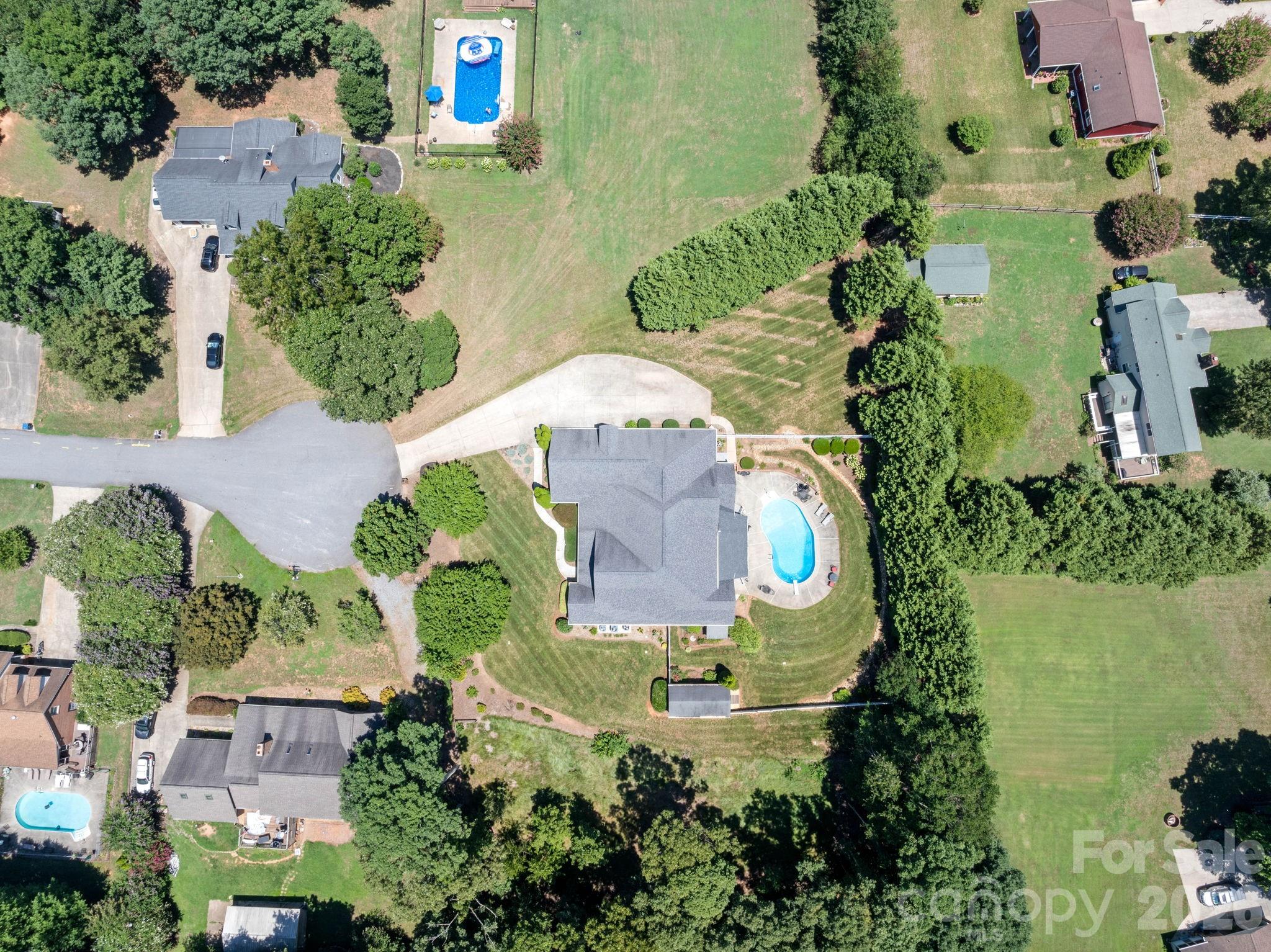 1851 29th Avenue Place NE — Hickory