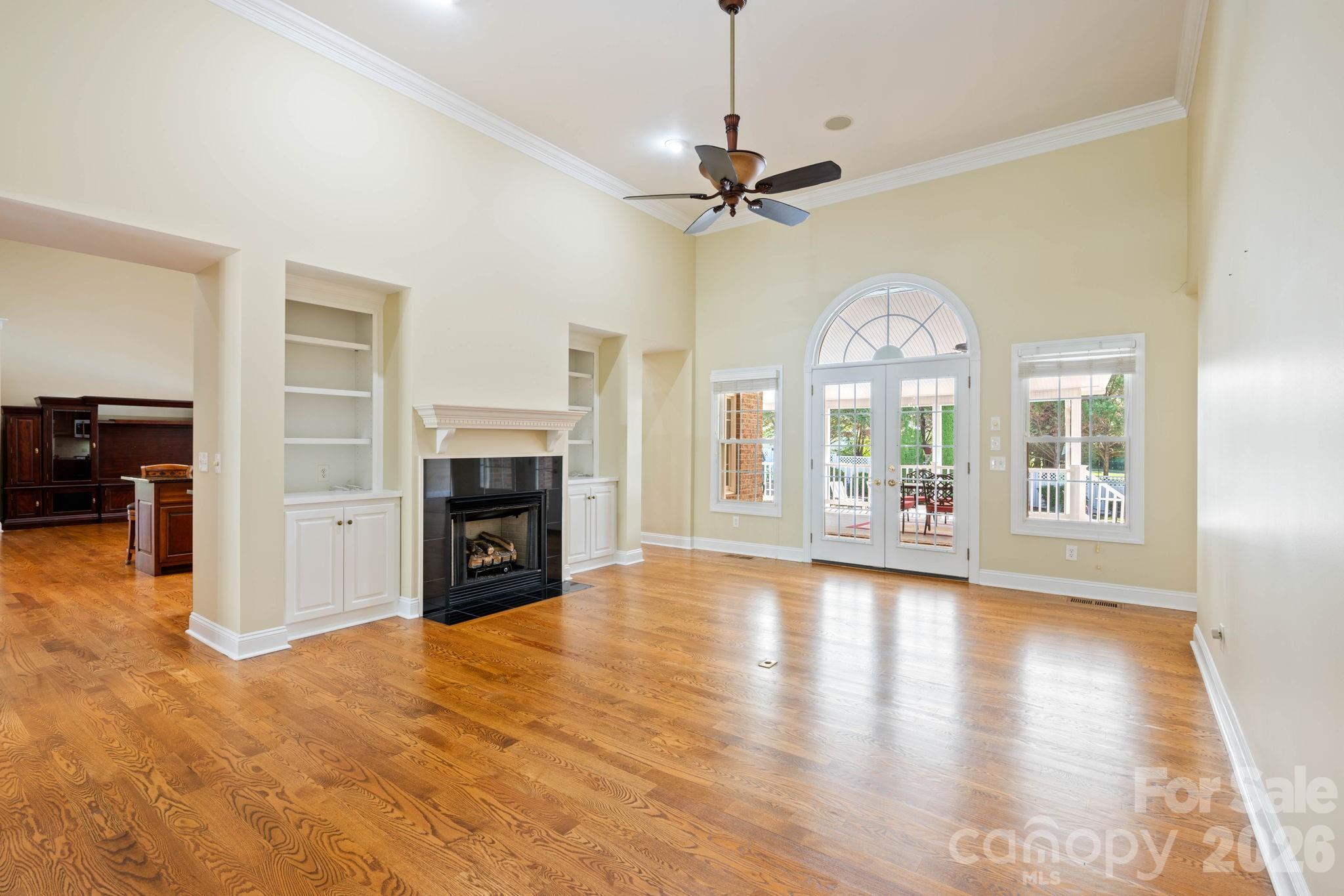 1851 29th Avenue Place NE — Hickory
