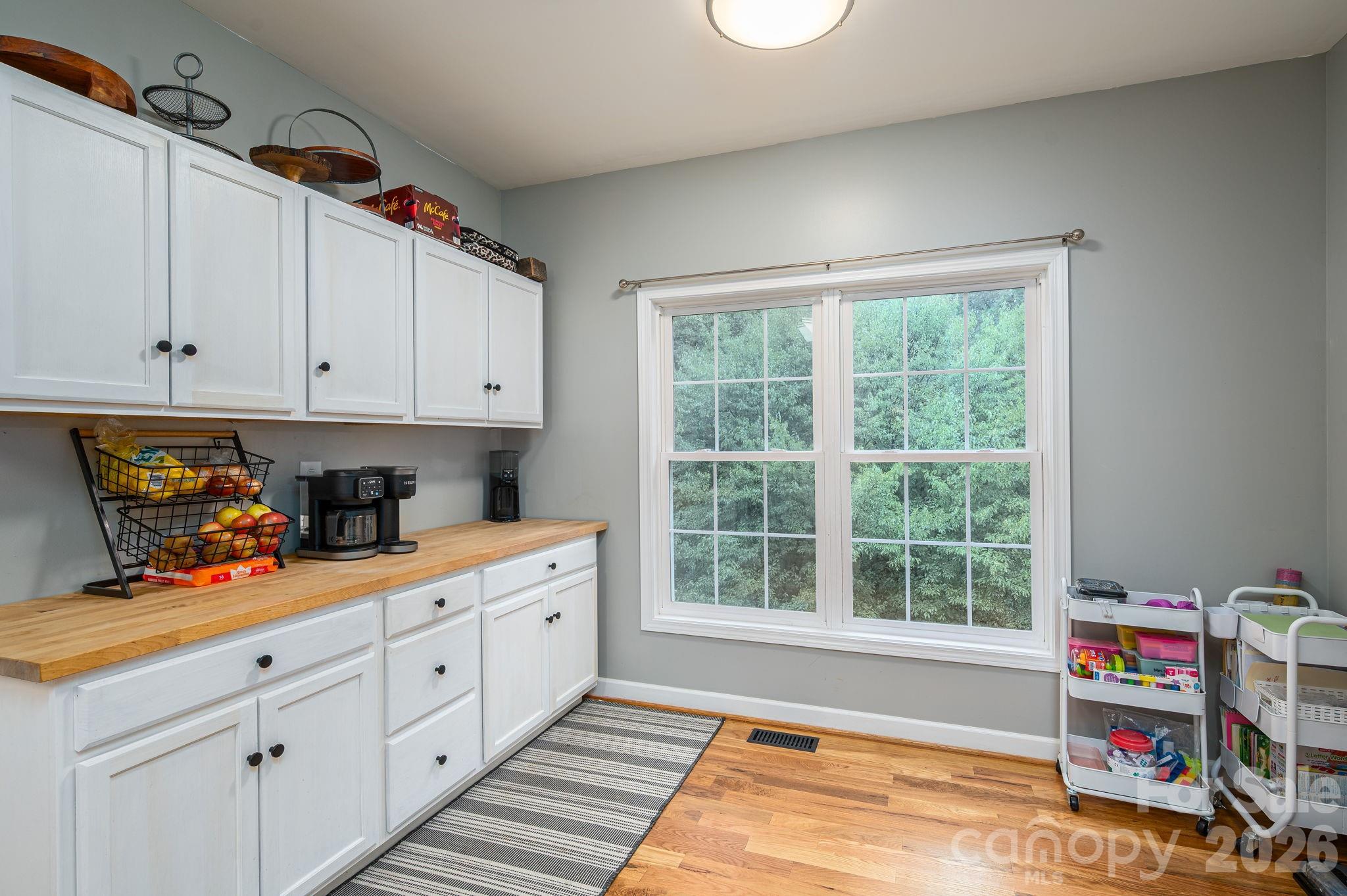 142 Azalea Drive — Connelly Springs