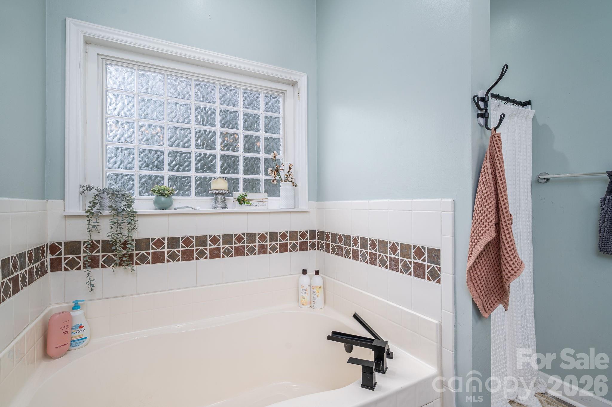 142 Azalea Drive — Connelly Springs