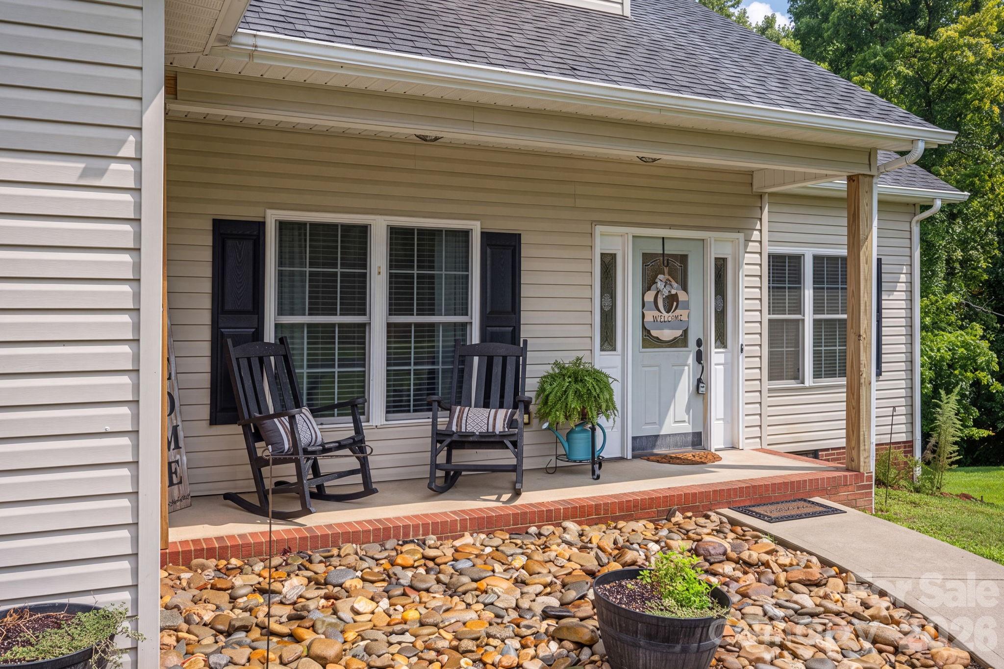 142 Azalea Drive — Connelly Springs
