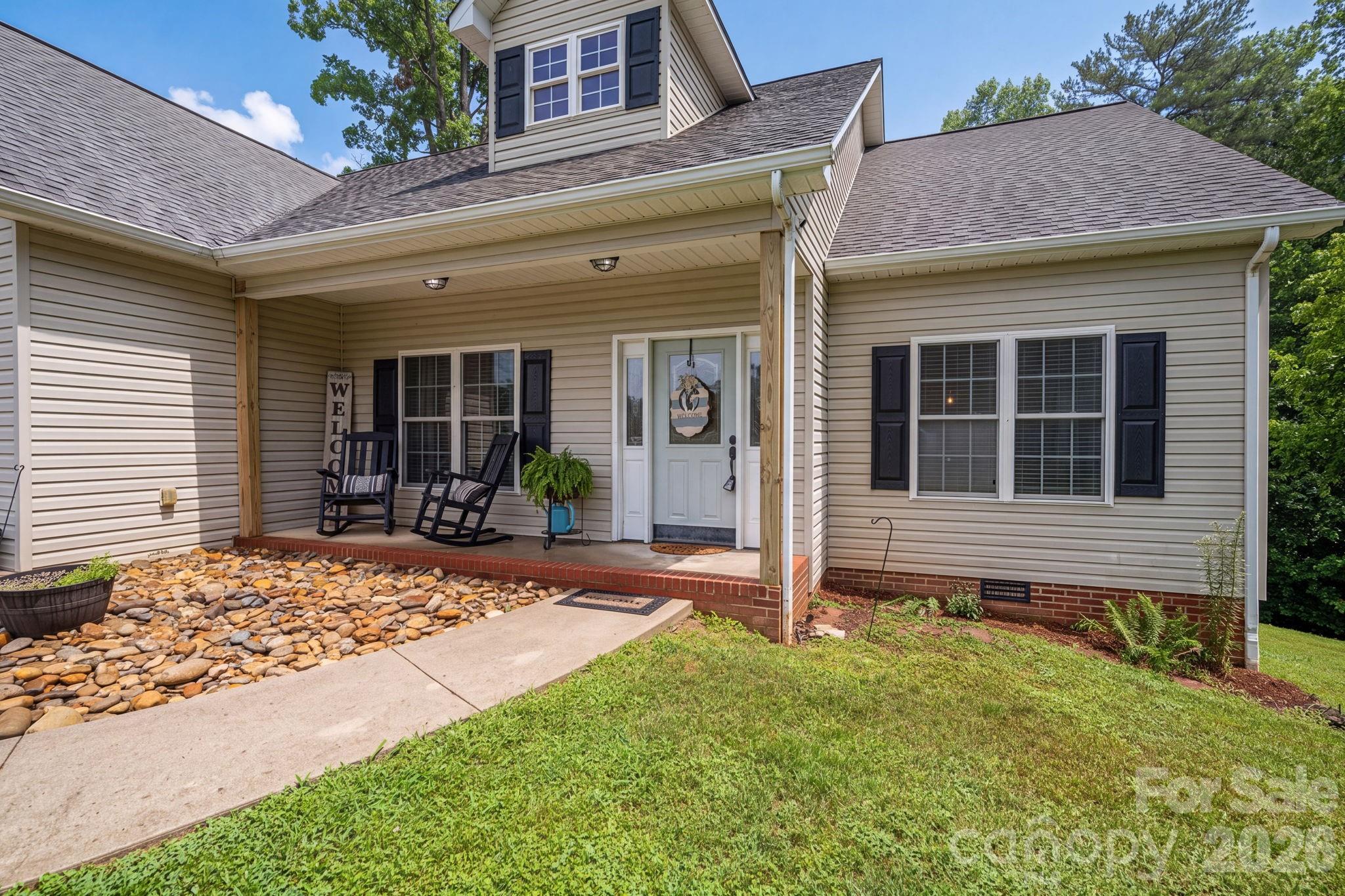 142 Azalea Drive — Connelly Springs