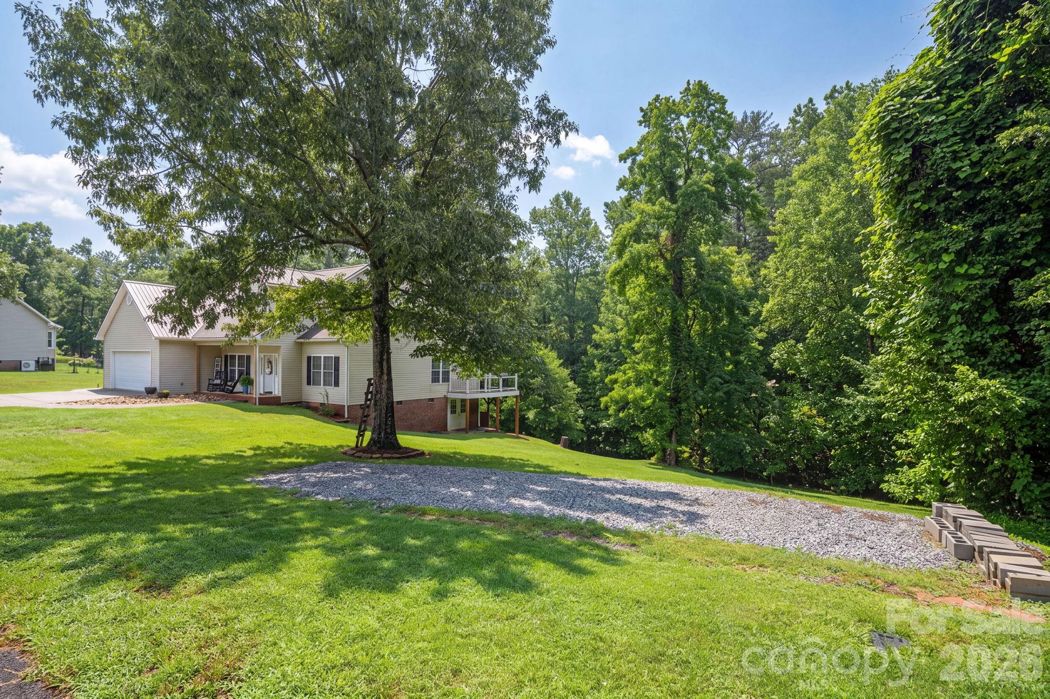 142 Azalea Drive — Connelly Springs