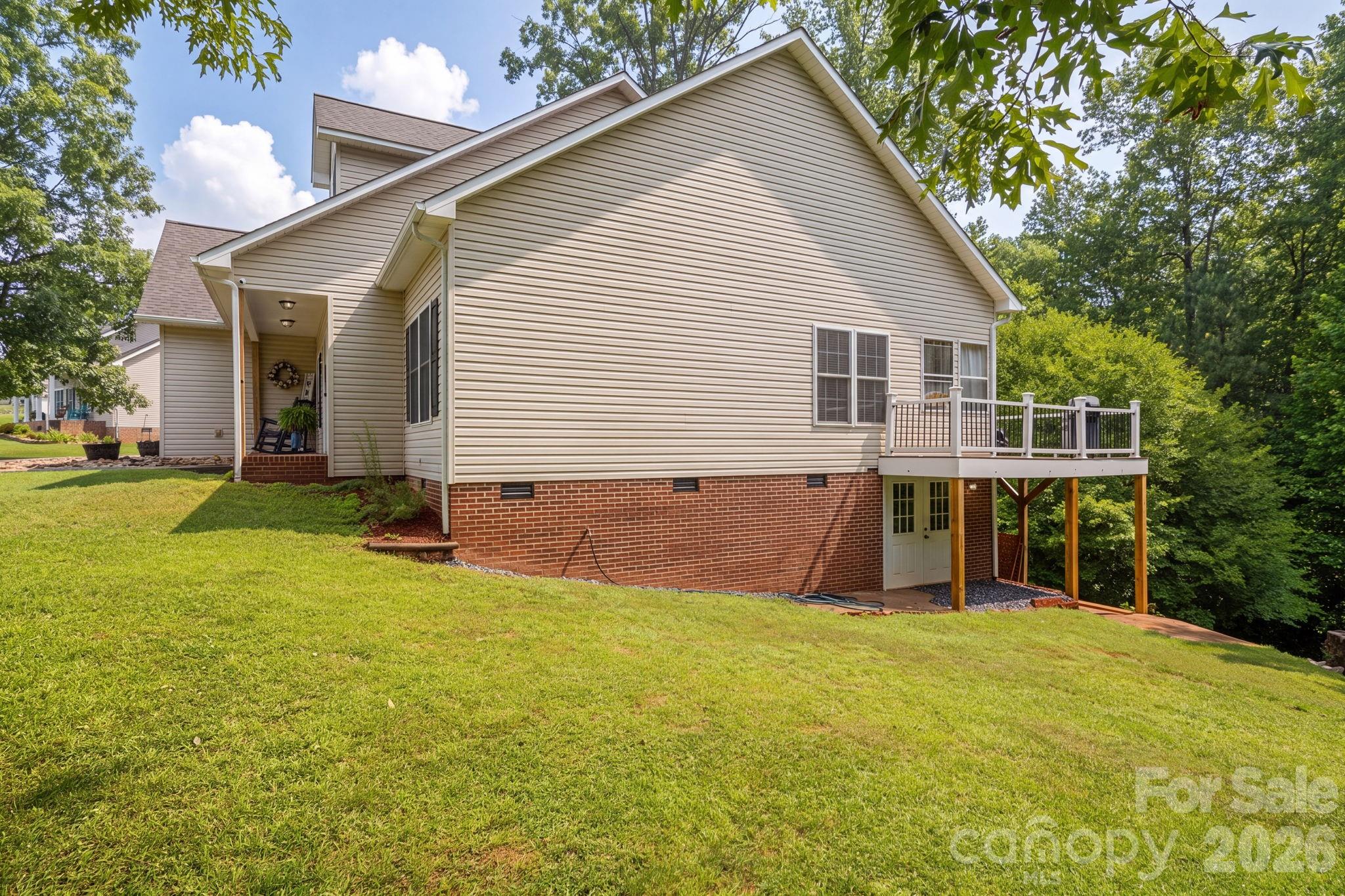 142 Azalea Drive — Connelly Springs