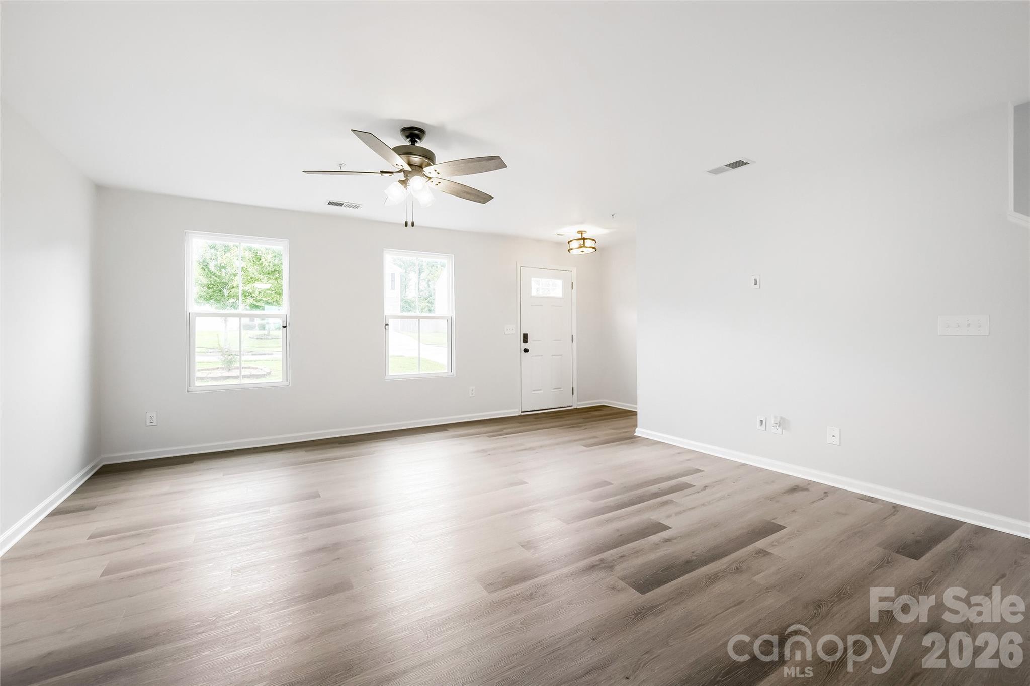 2394 Everton Circle SE — Concord