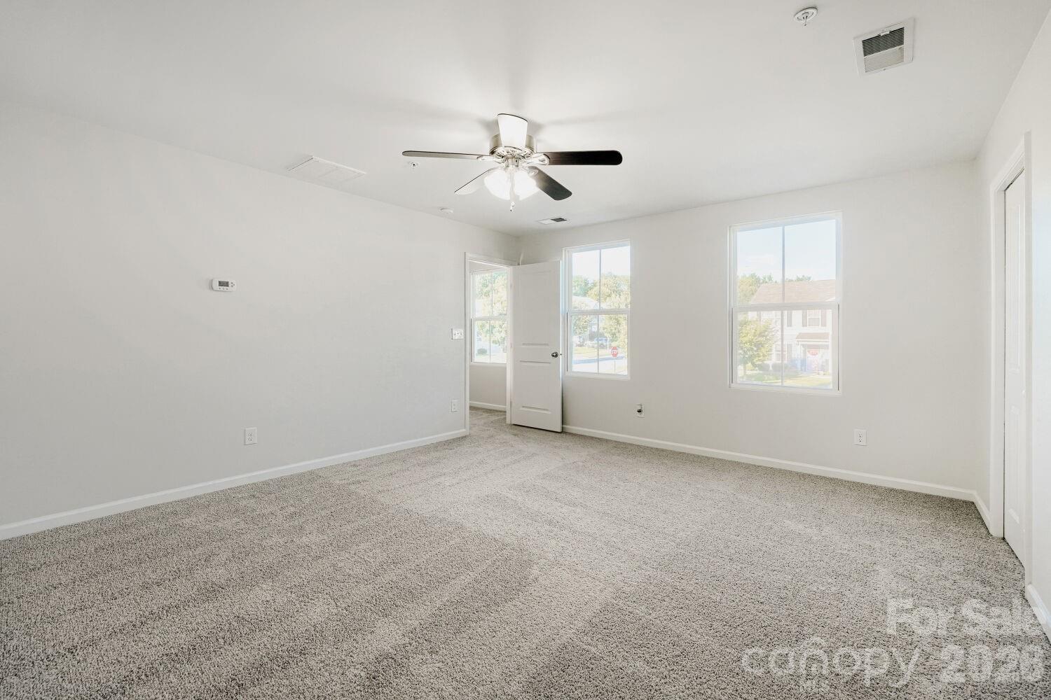2394 Everton Circle SE — Concord