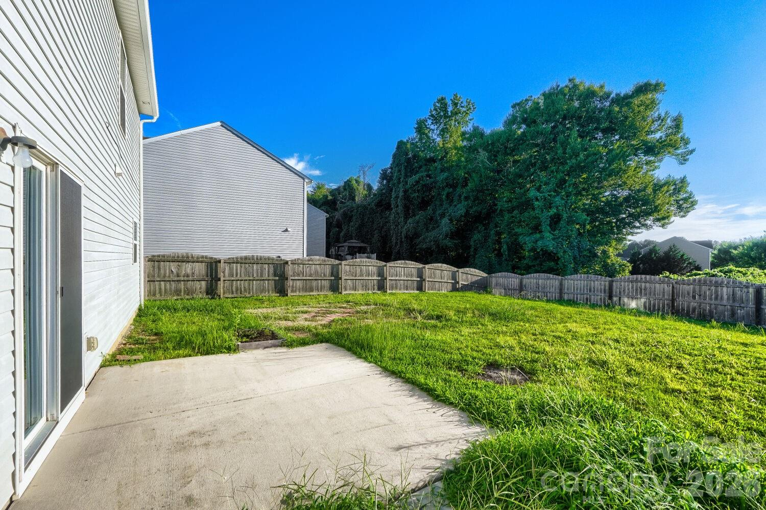 2394 Everton Circle SE — Concord