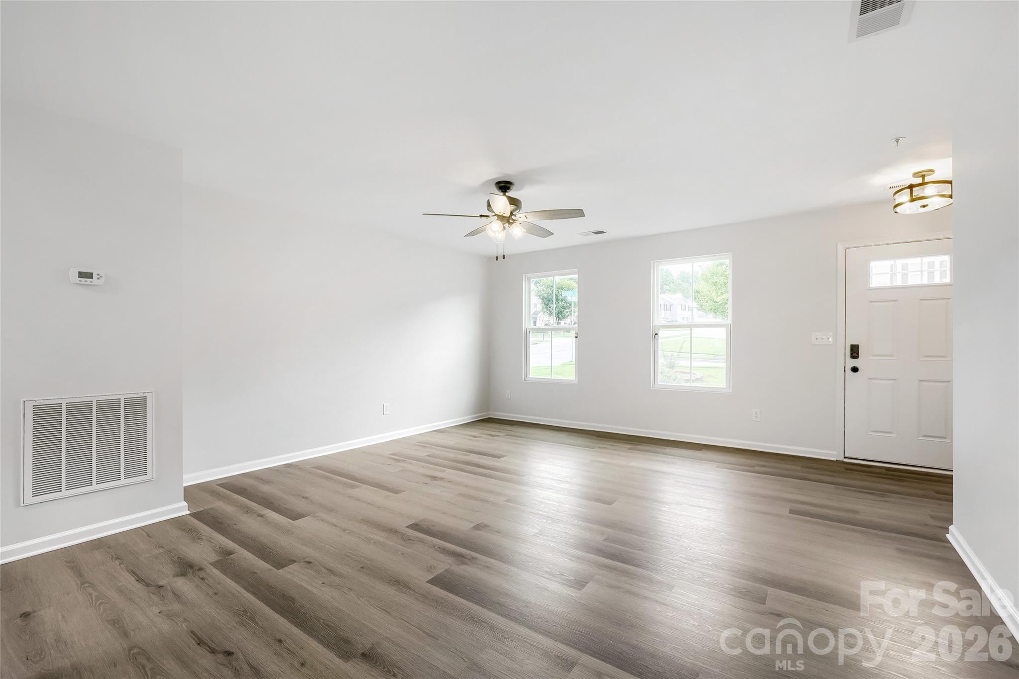 2394 Everton Circle SE — Concord
