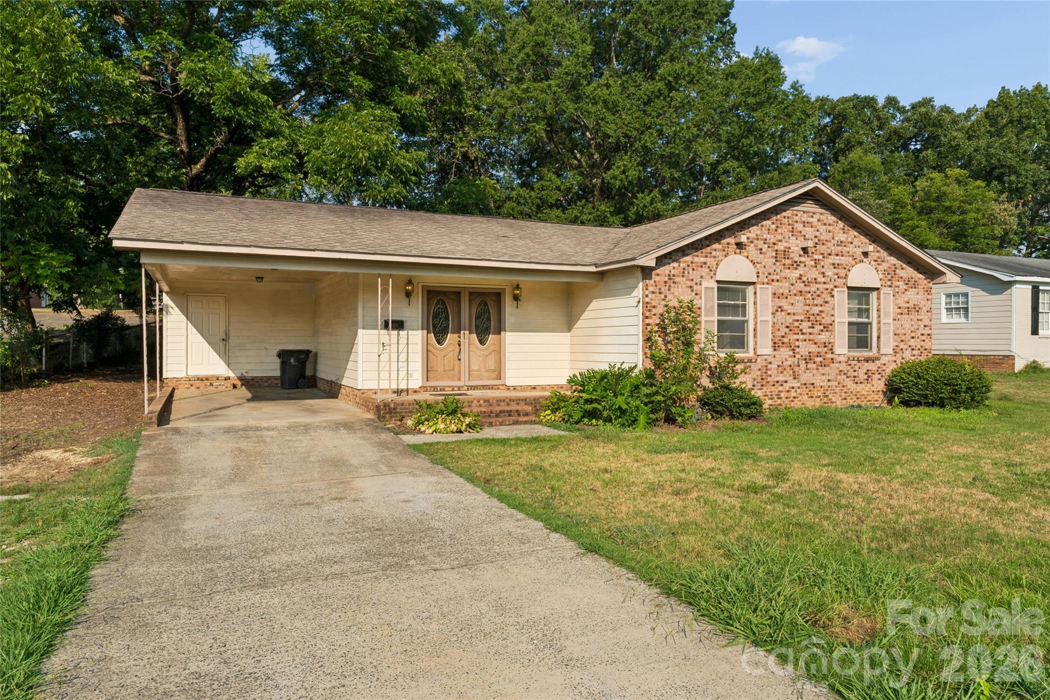 901 Kennedy Street — Monroe