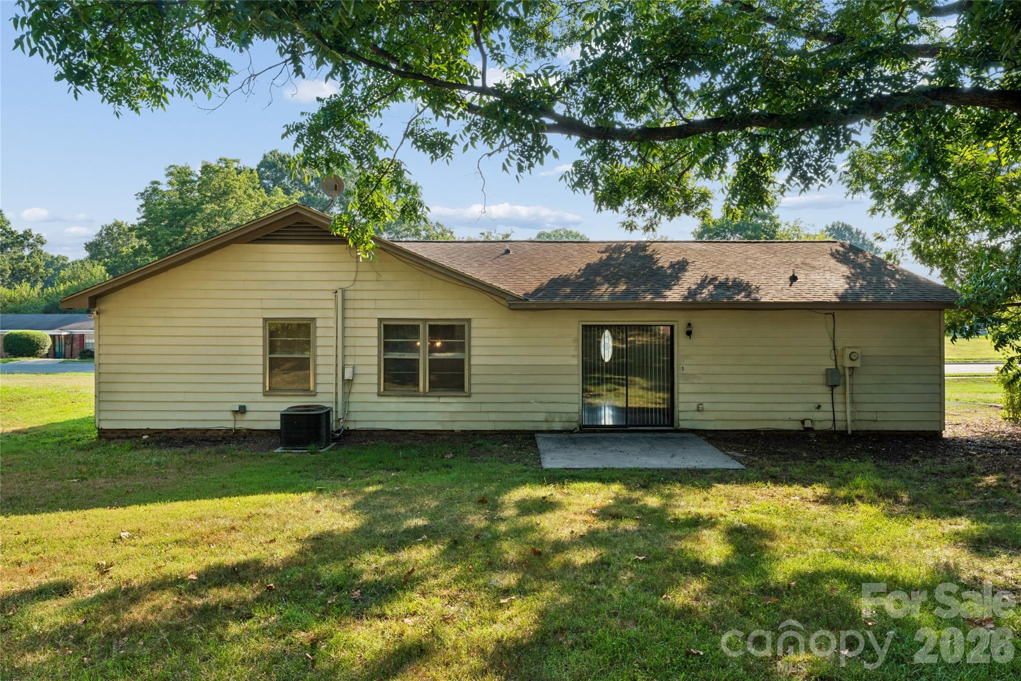 901 Kennedy Street — Monroe