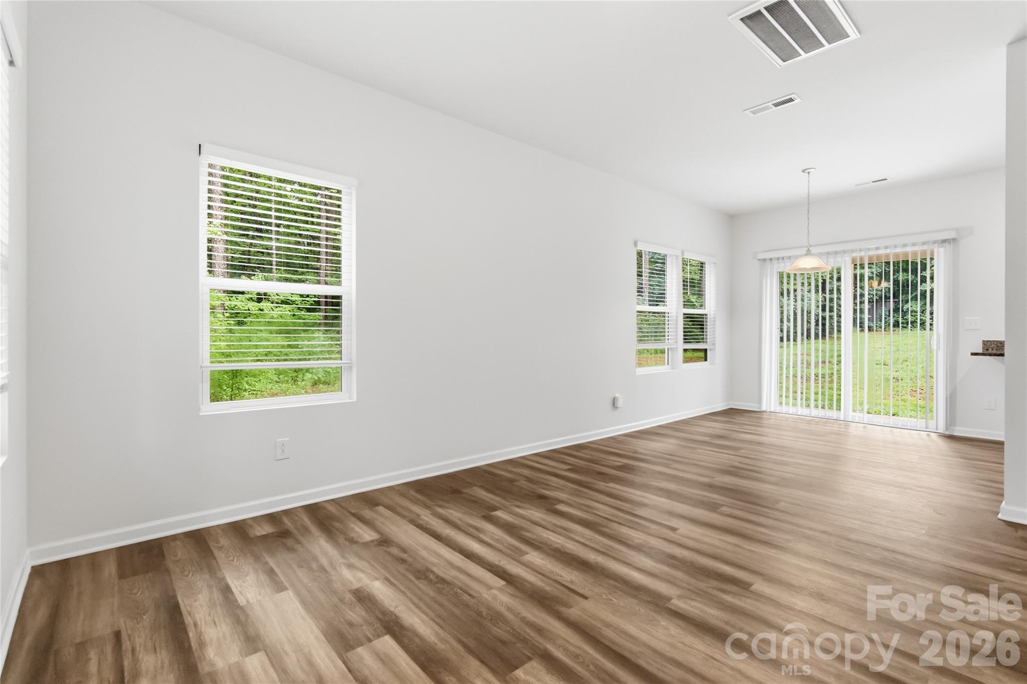 720 White Crane Road — Salisbury