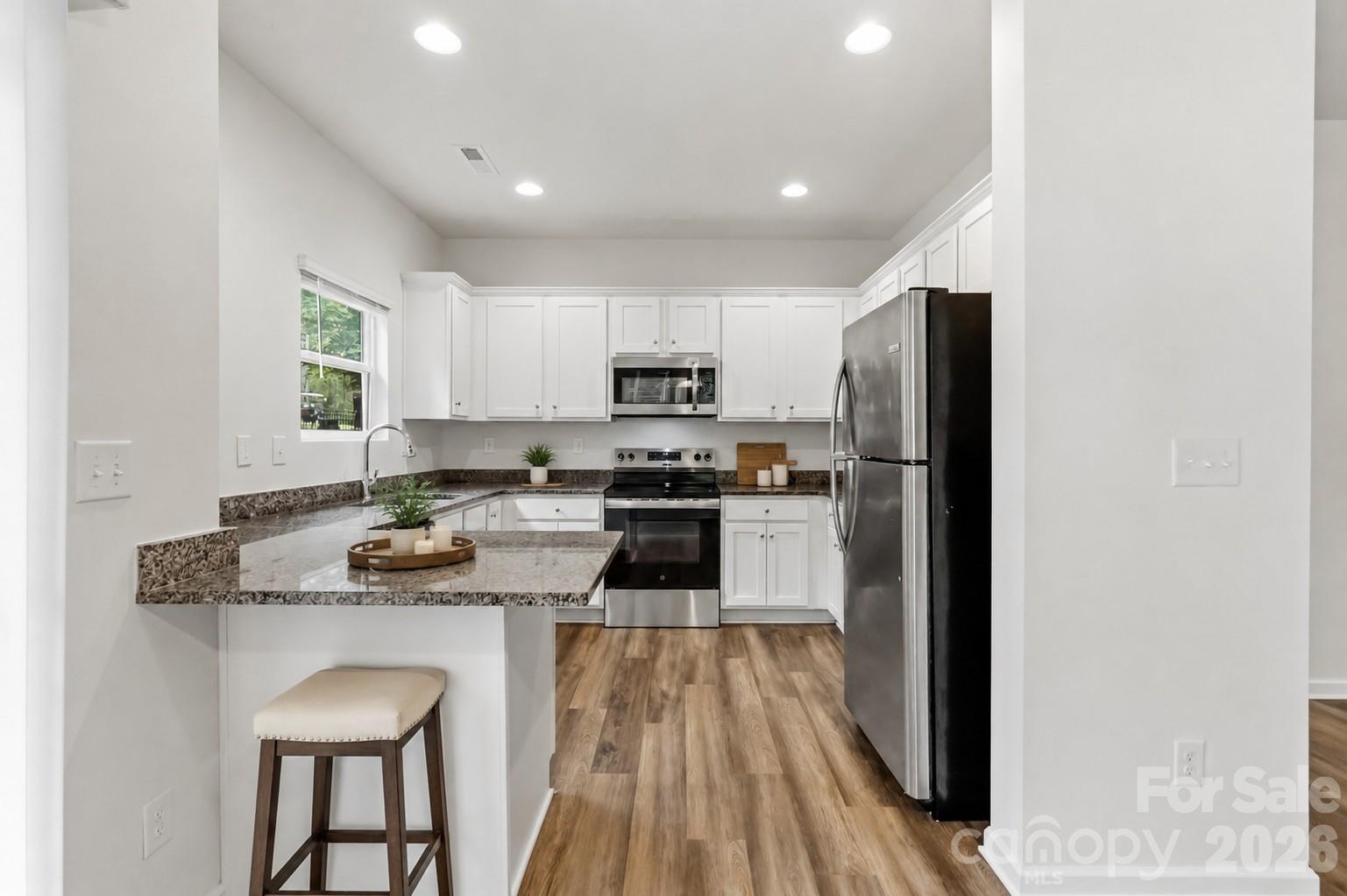720 White Crane Road — Salisbury