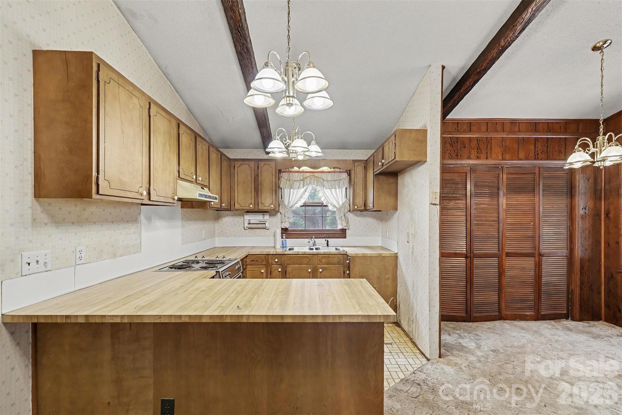821 Ferrell Avenue — Charlotte