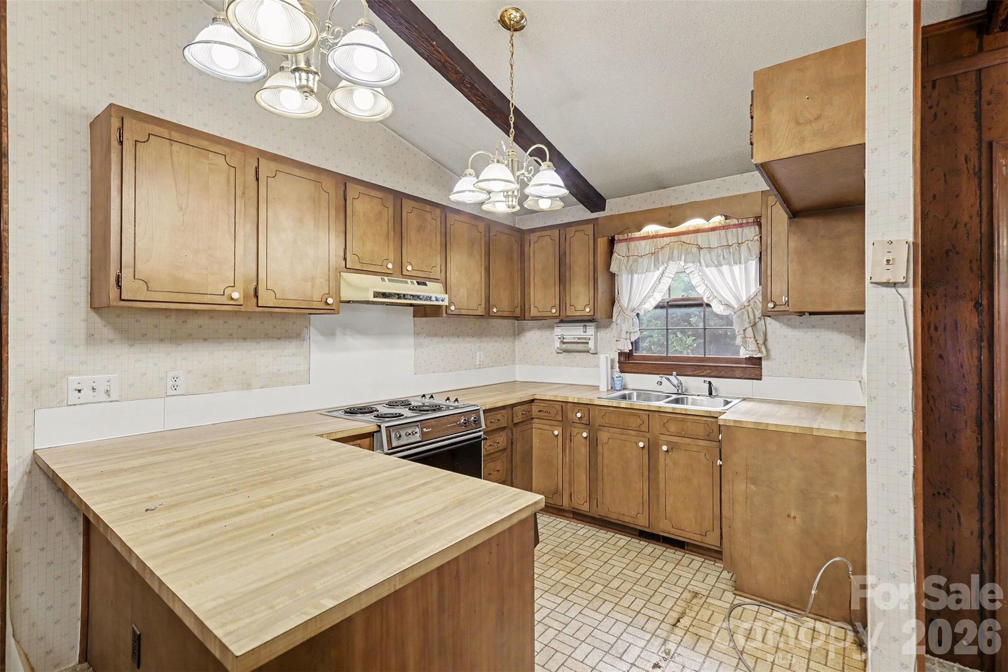 821 Ferrell Avenue — Charlotte