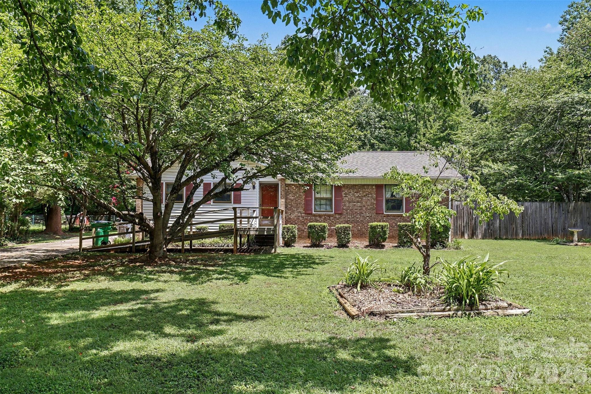 821 Ferrell Avenue — Charlotte