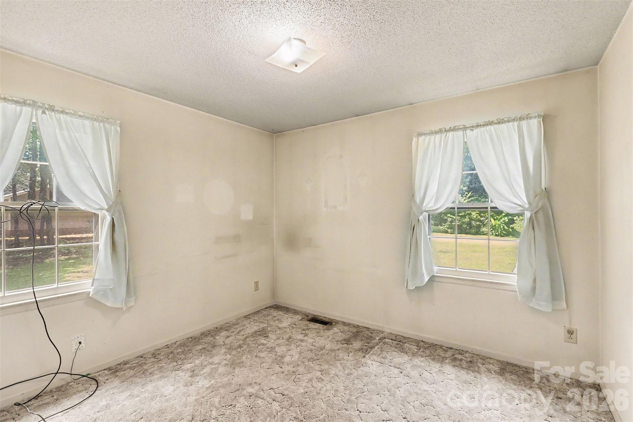 821 Ferrell Avenue — Charlotte