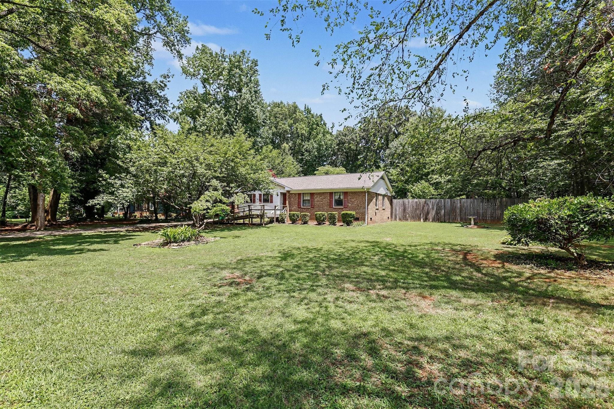 821 Ferrell Avenue — Charlotte