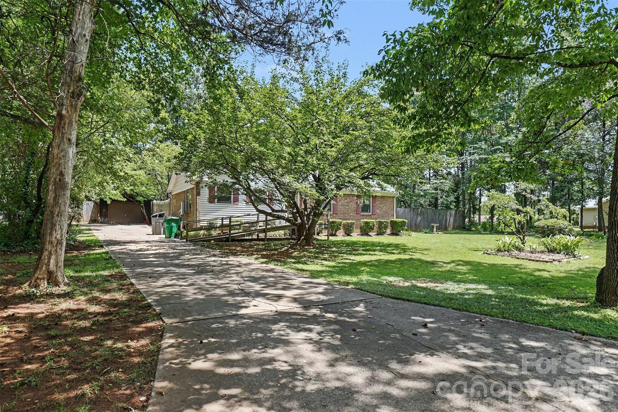 821 Ferrell Avenue — Charlotte