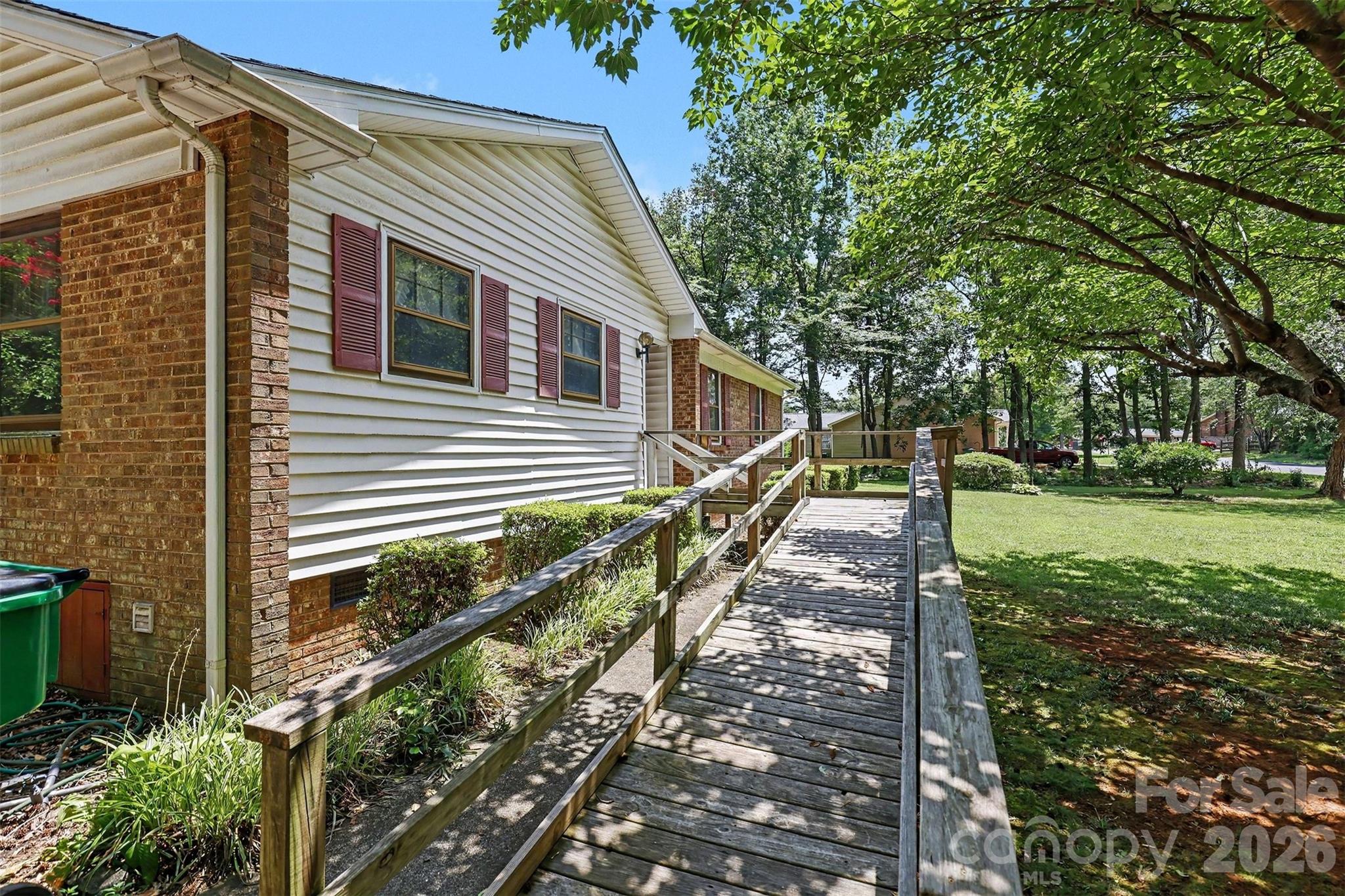 821 Ferrell Avenue — Charlotte