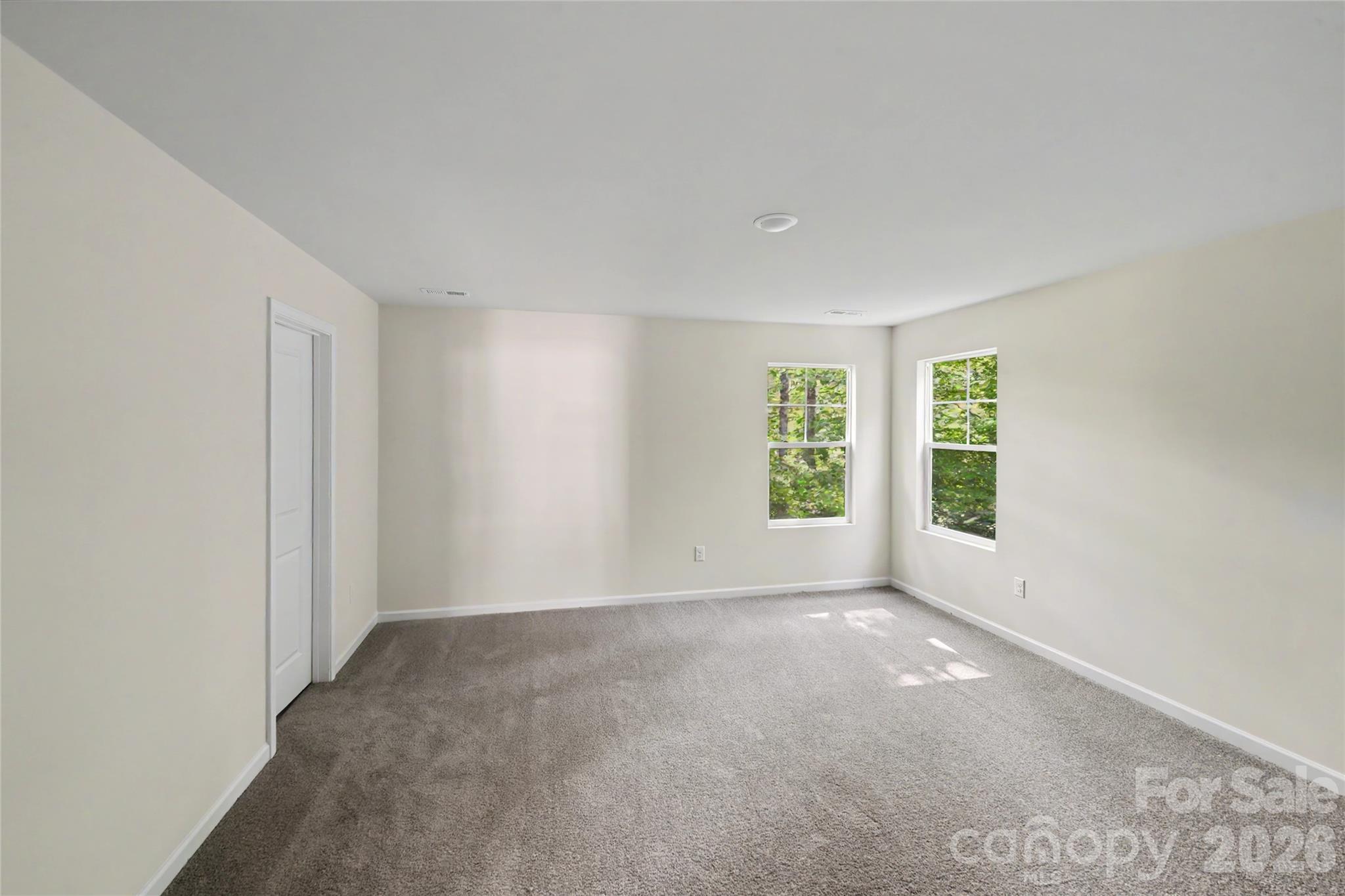 5146 Mark Drive NE — Hickory