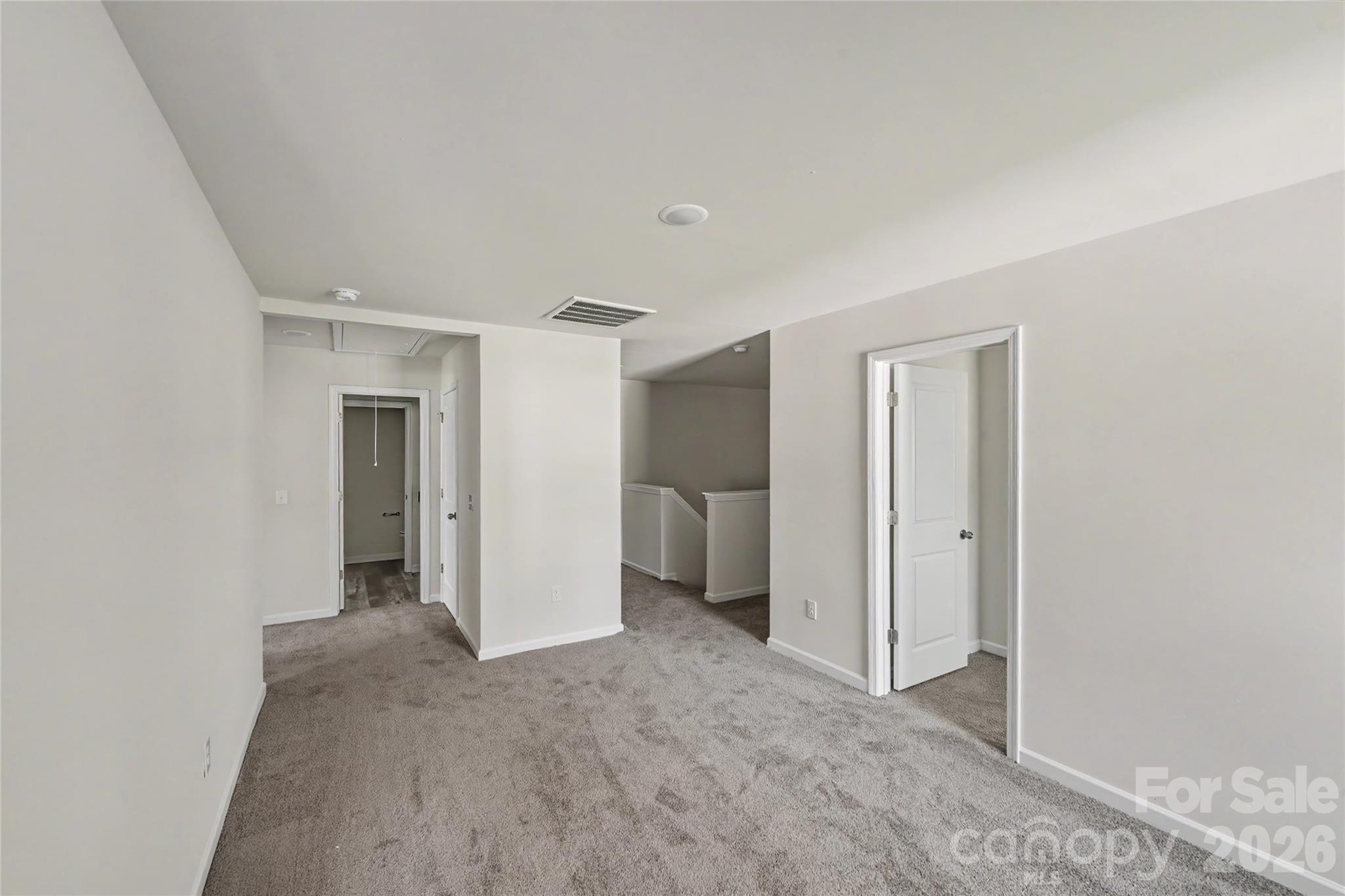 5146 Mark Drive NE — Hickory
