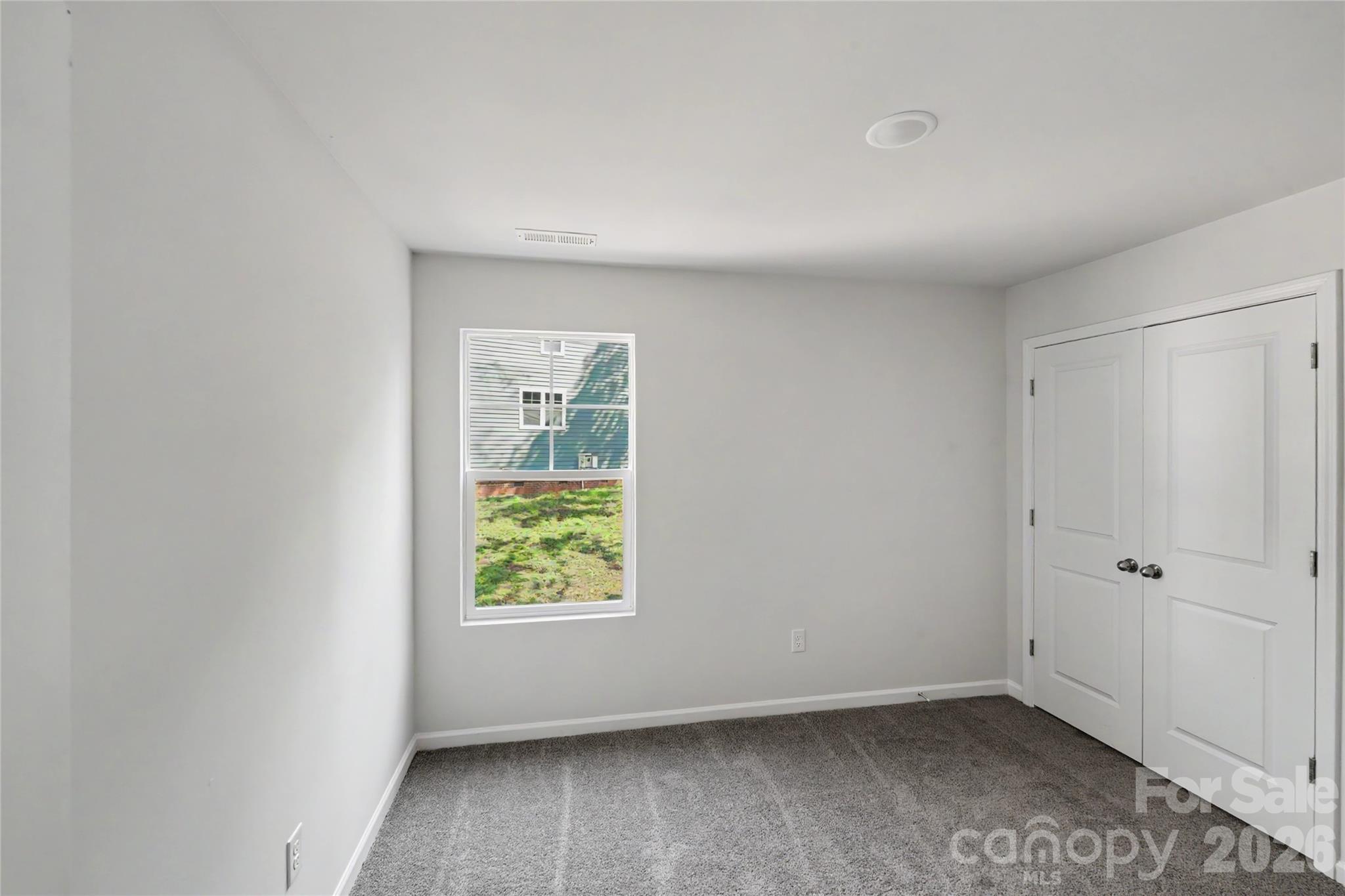 5146 Mark Drive NE — Hickory