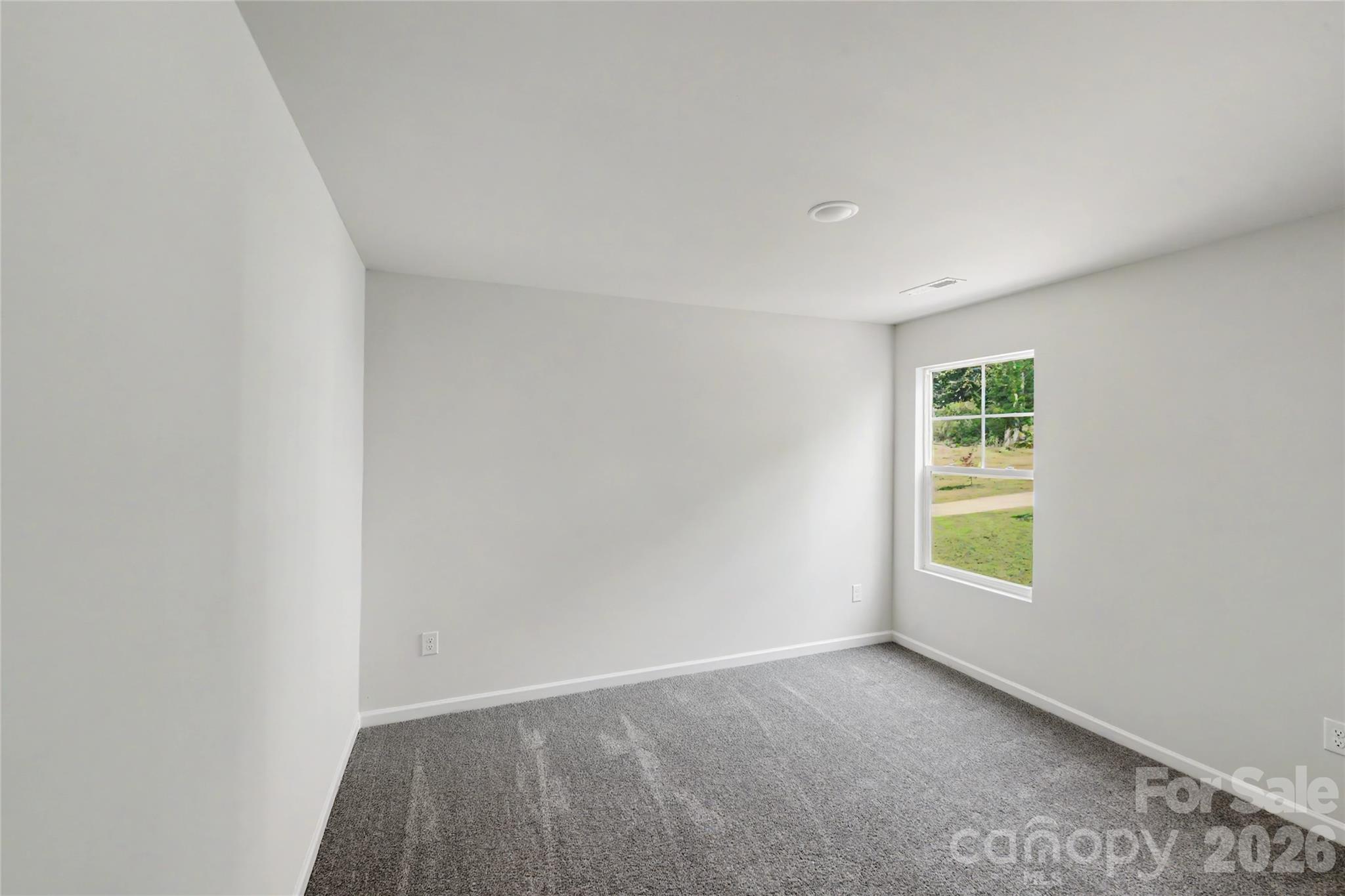 5146 Mark Drive NE — Hickory