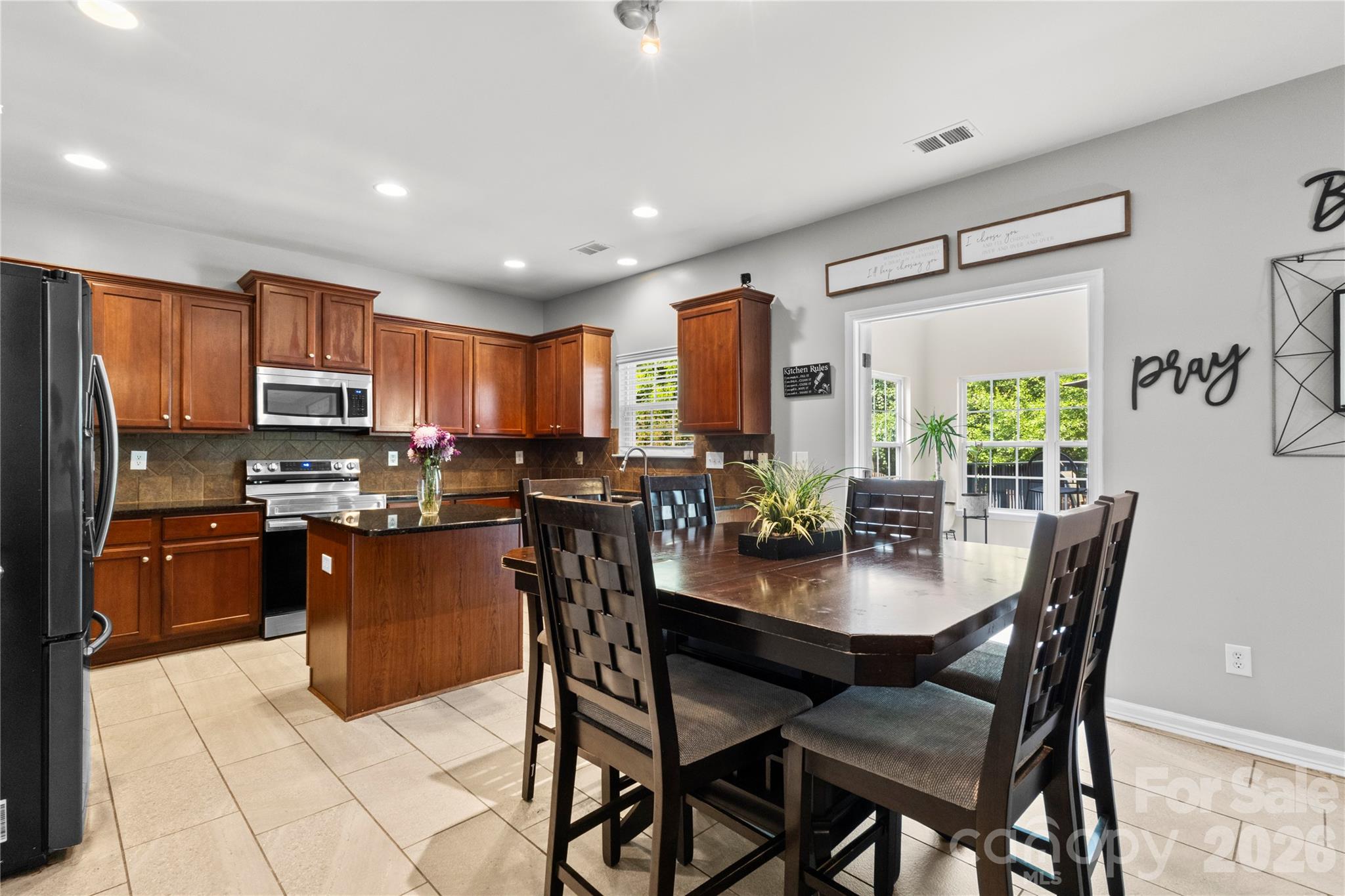 6600 Hermsley Road — Charlotte