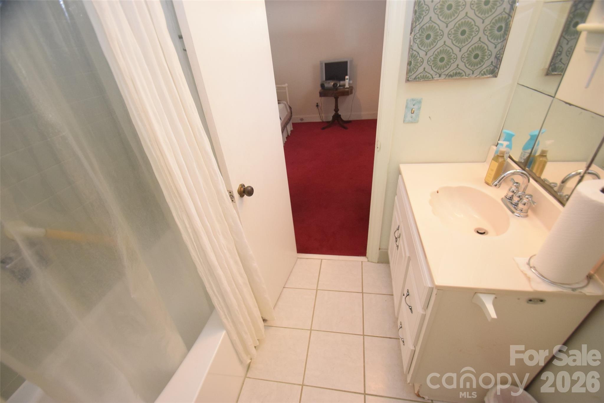 531 Seneca Place — Charlotte