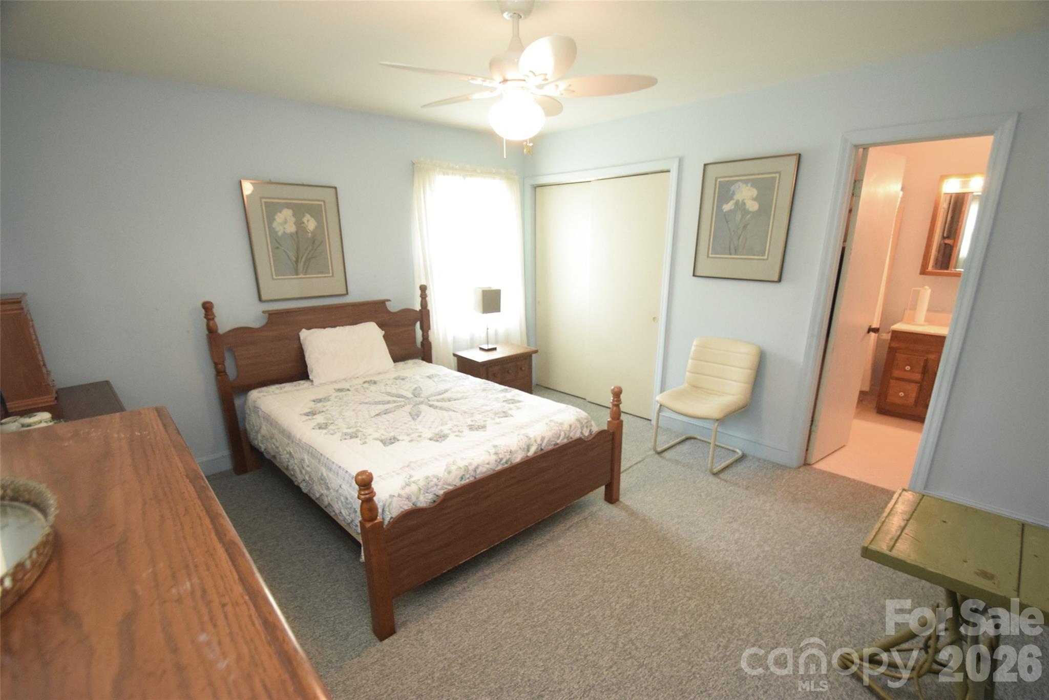 531 Seneca Place — Charlotte