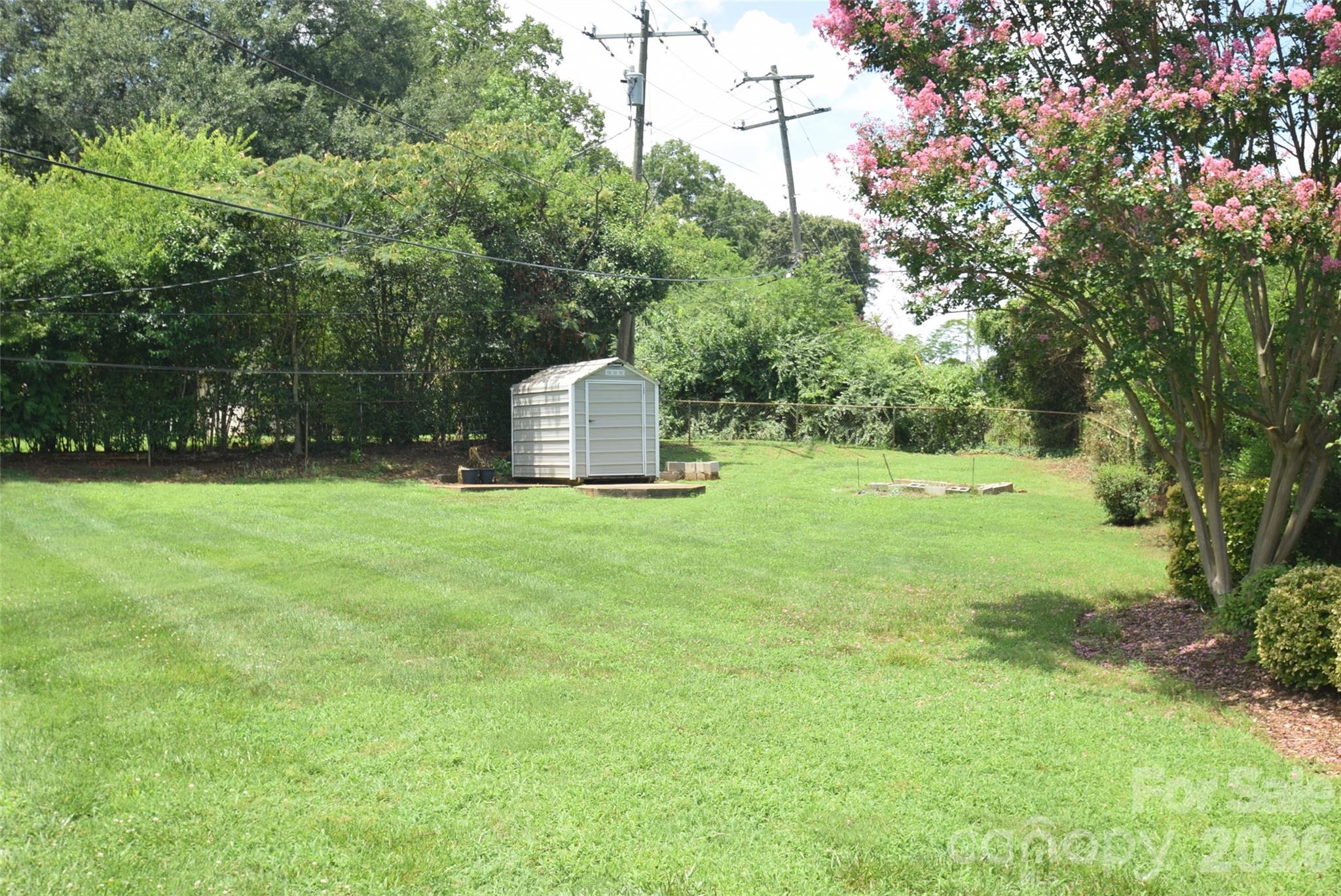 531 Seneca Place — Charlotte