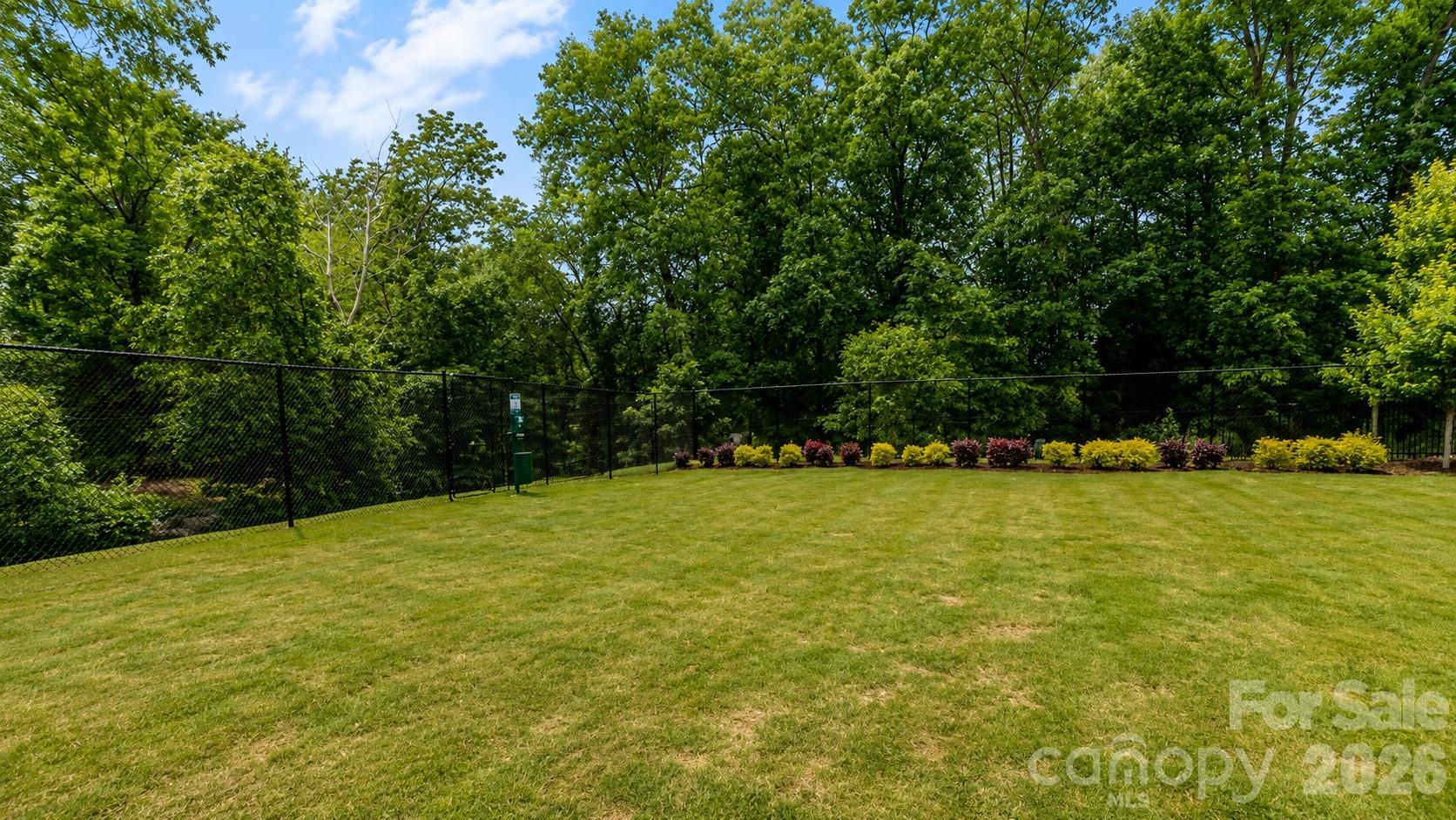 658 Uwharrie River Road — Charlotte