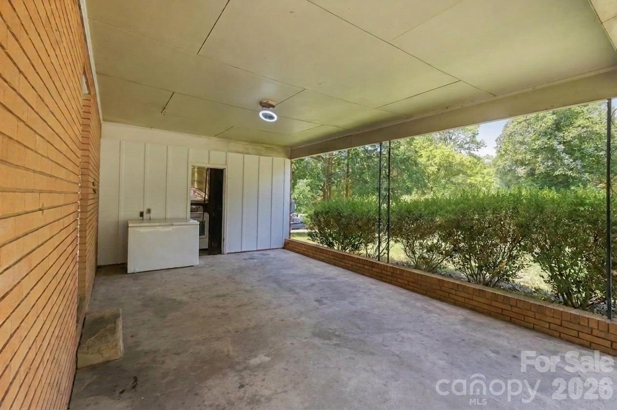 313 Park Terrace Drive — Belmont