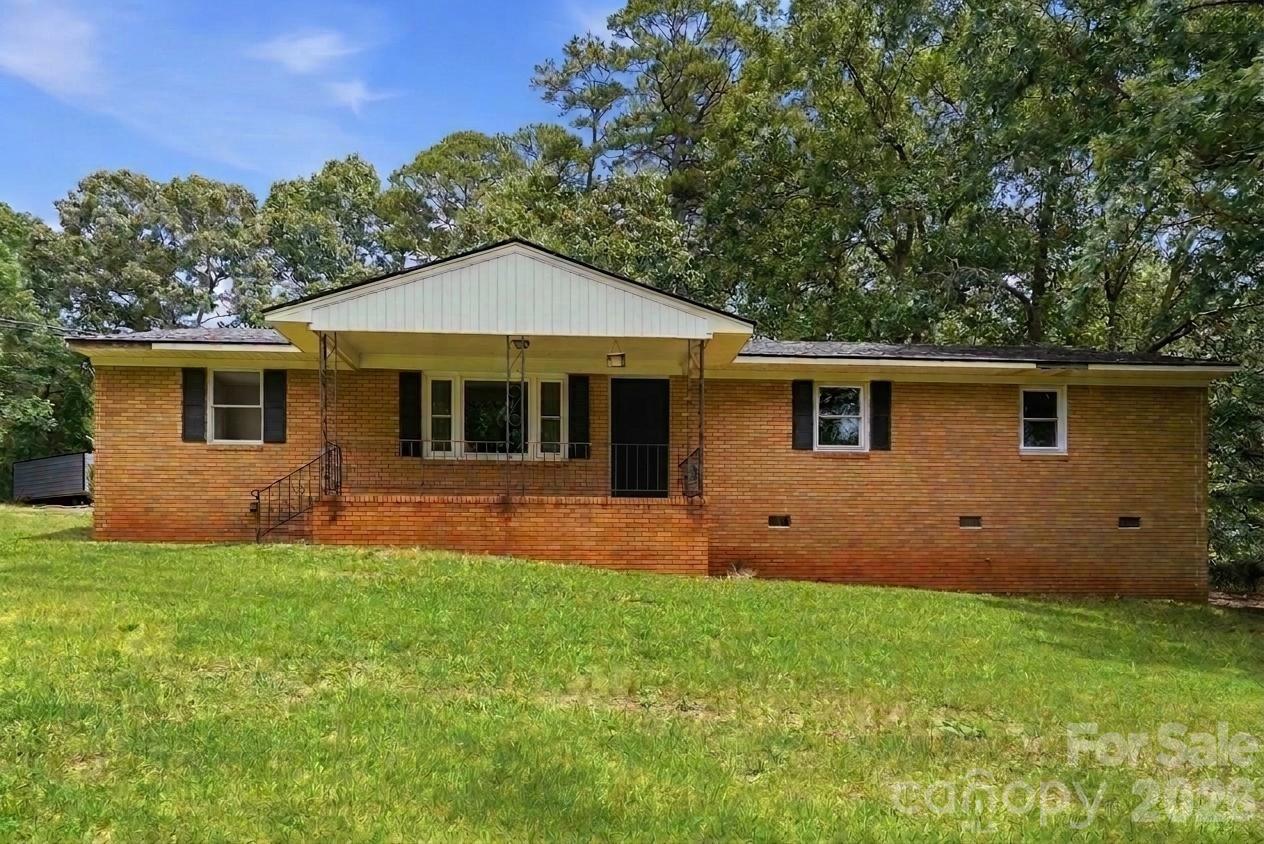 313 Park Terrace Drive — Belmont