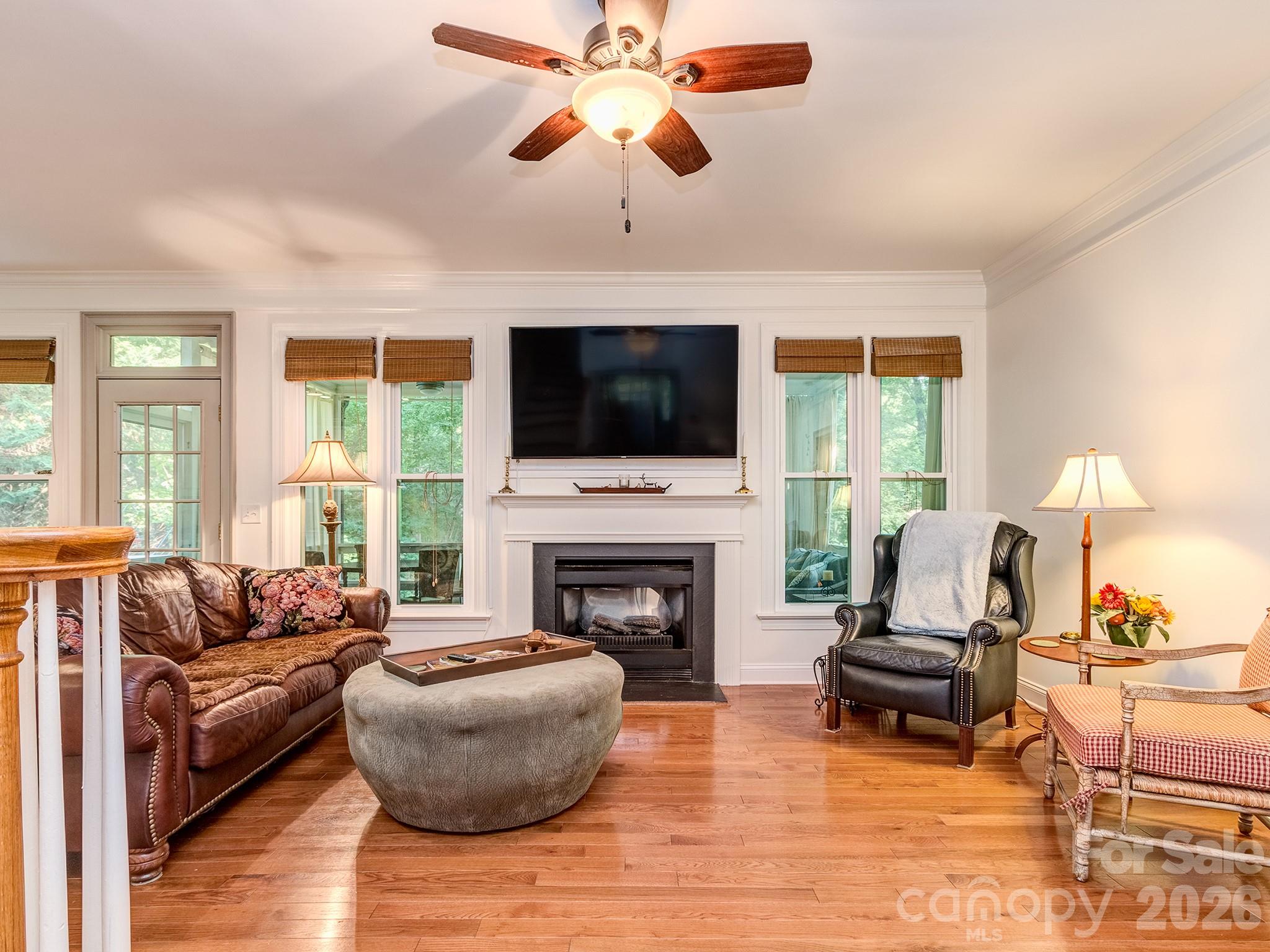 223 N Brackenbury Lane — Charlotte