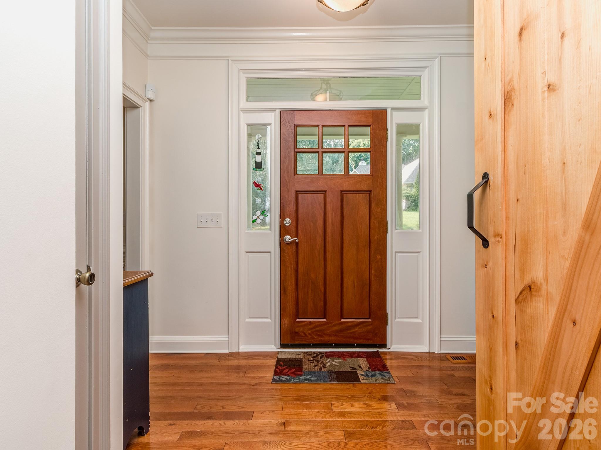 223 N Brackenbury Lane — Charlotte