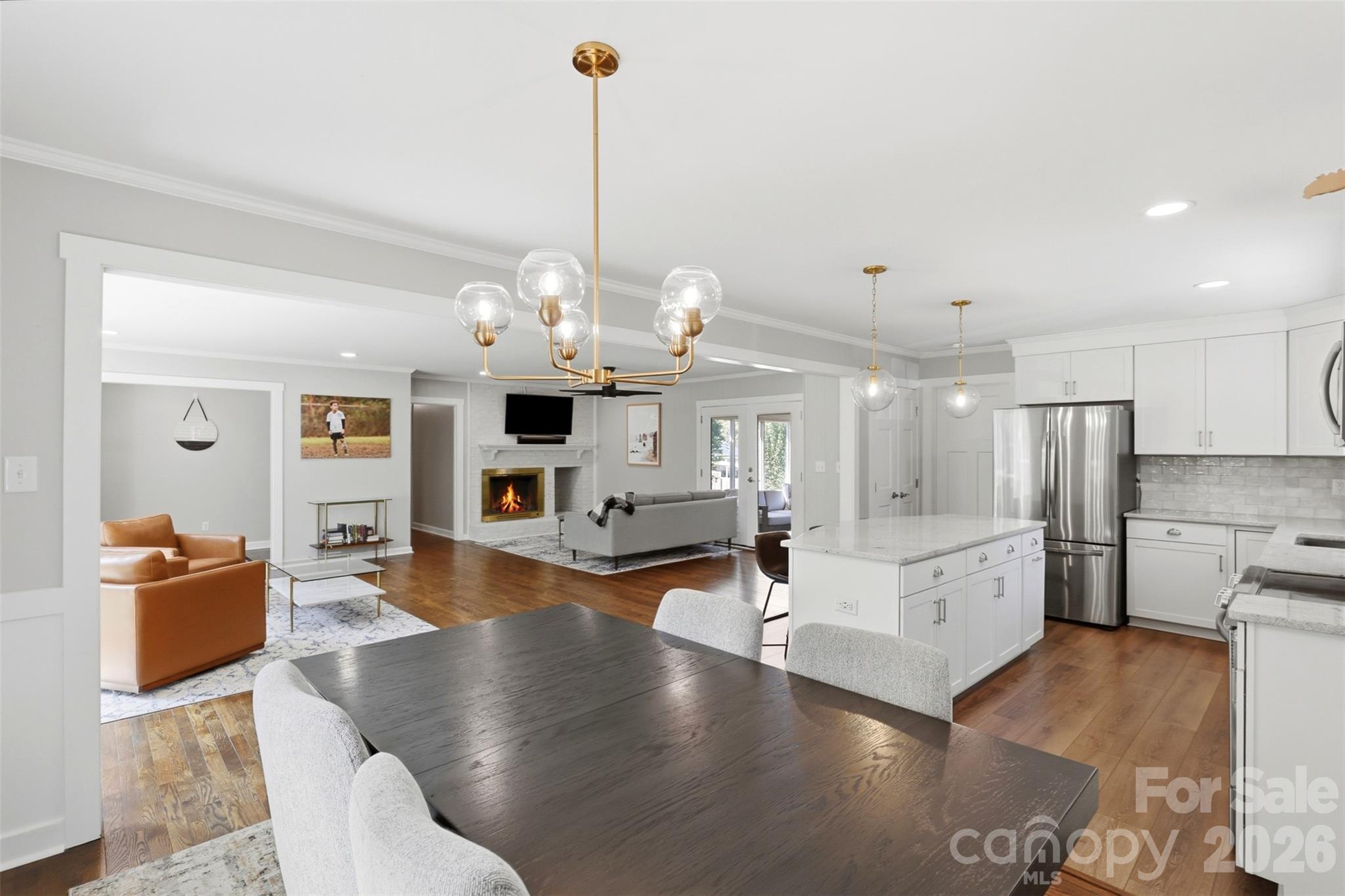 8115 Knollbrook Drive — Charlotte