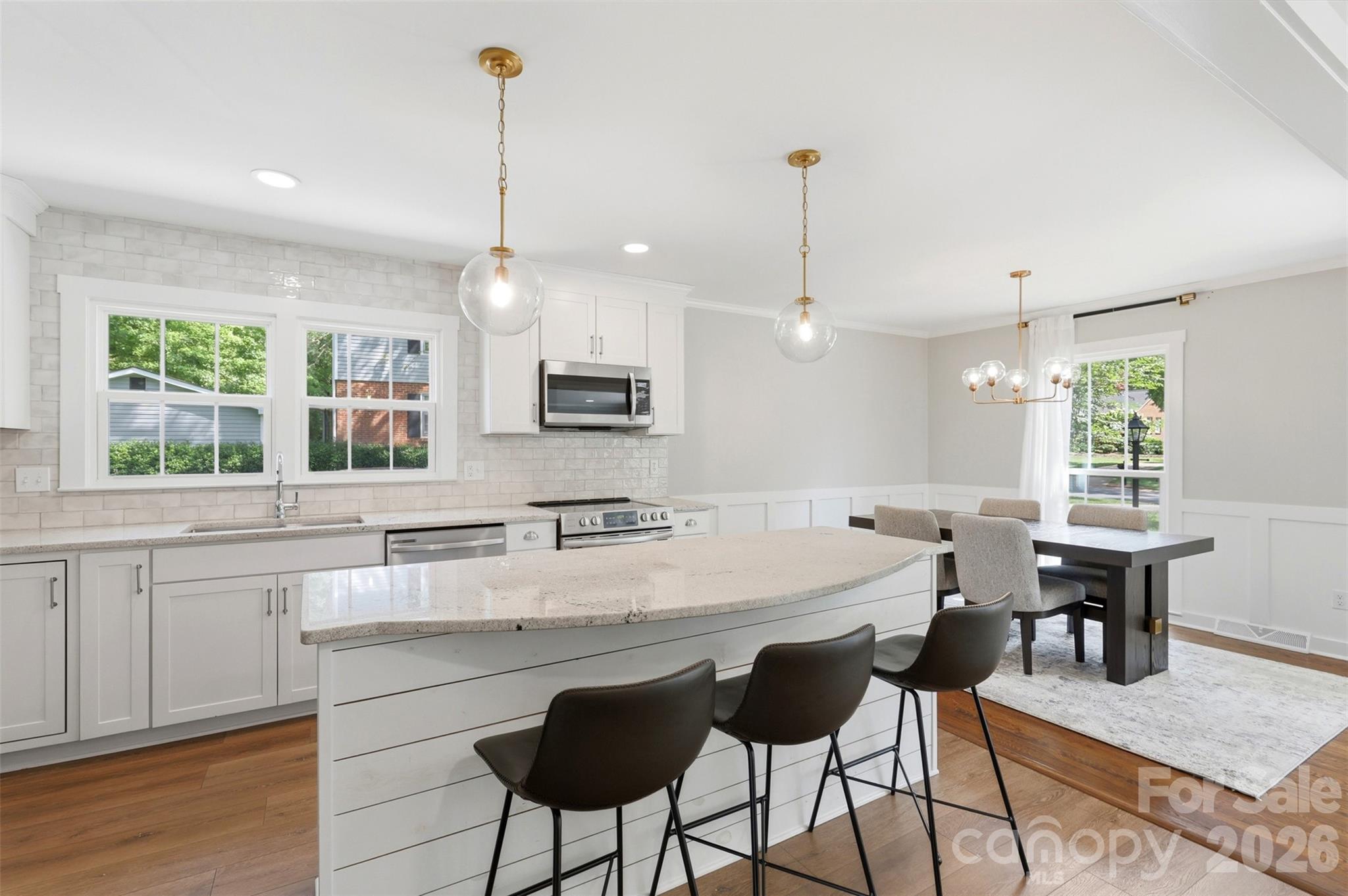 8115 Knollbrook Drive — Charlotte