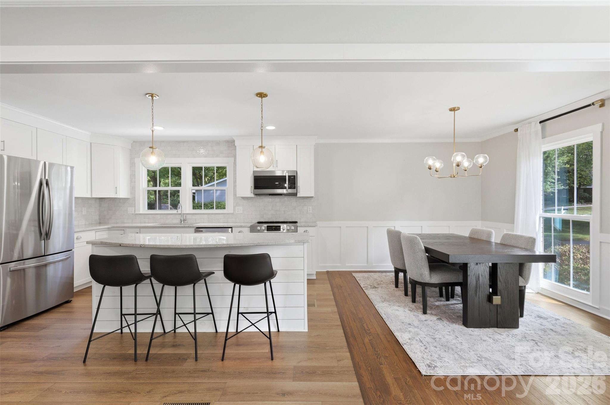 8115 Knollbrook Drive — Charlotte